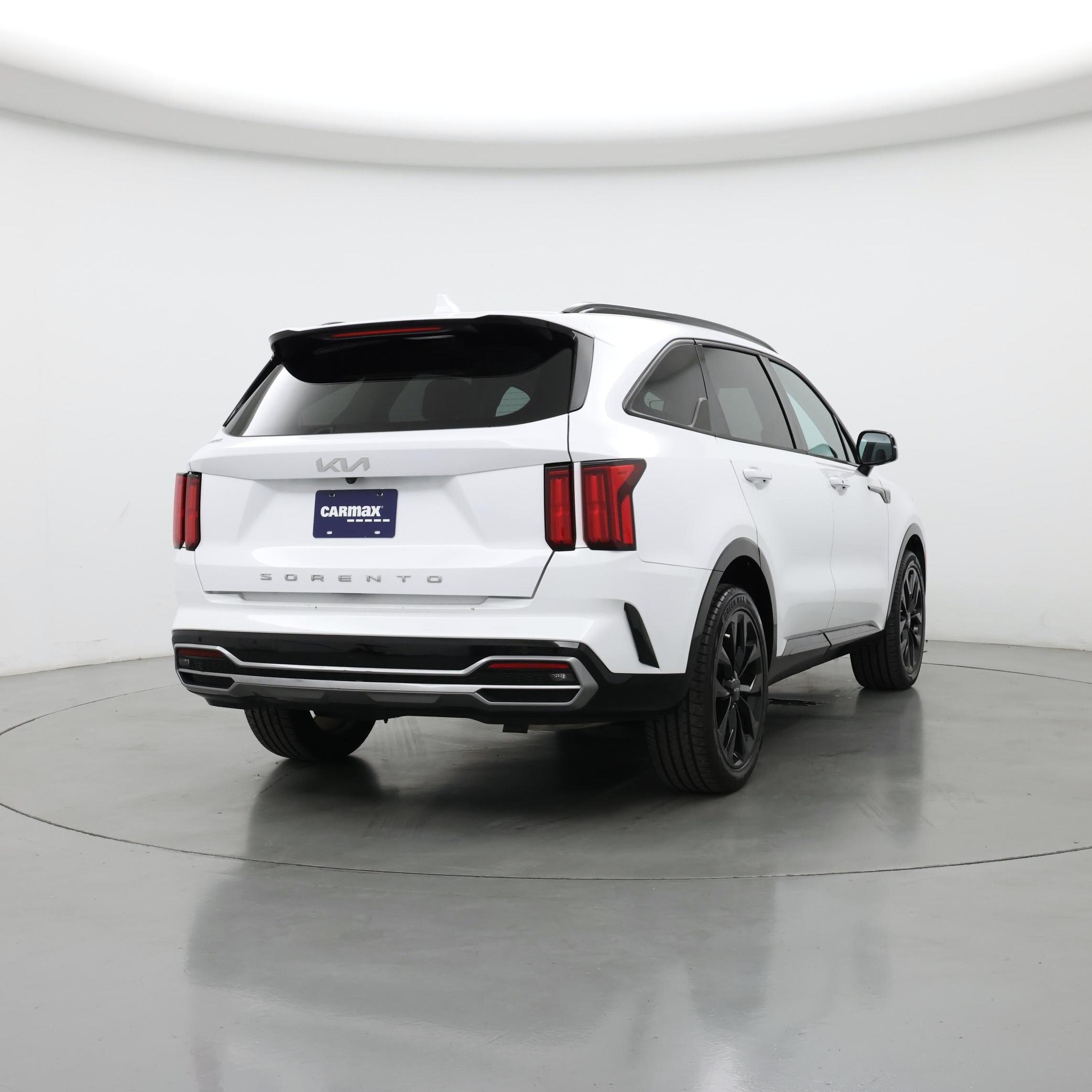 Thumbnail: 2022 Kia Sorento - 8
