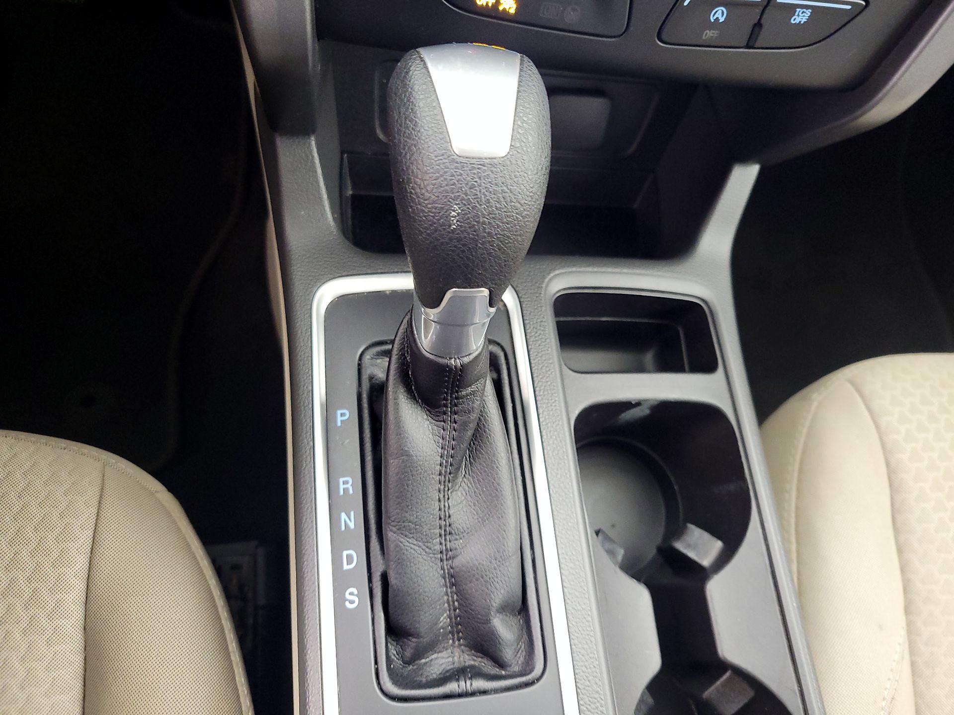 Thumbnail: 2017 Ford Escape - 18
