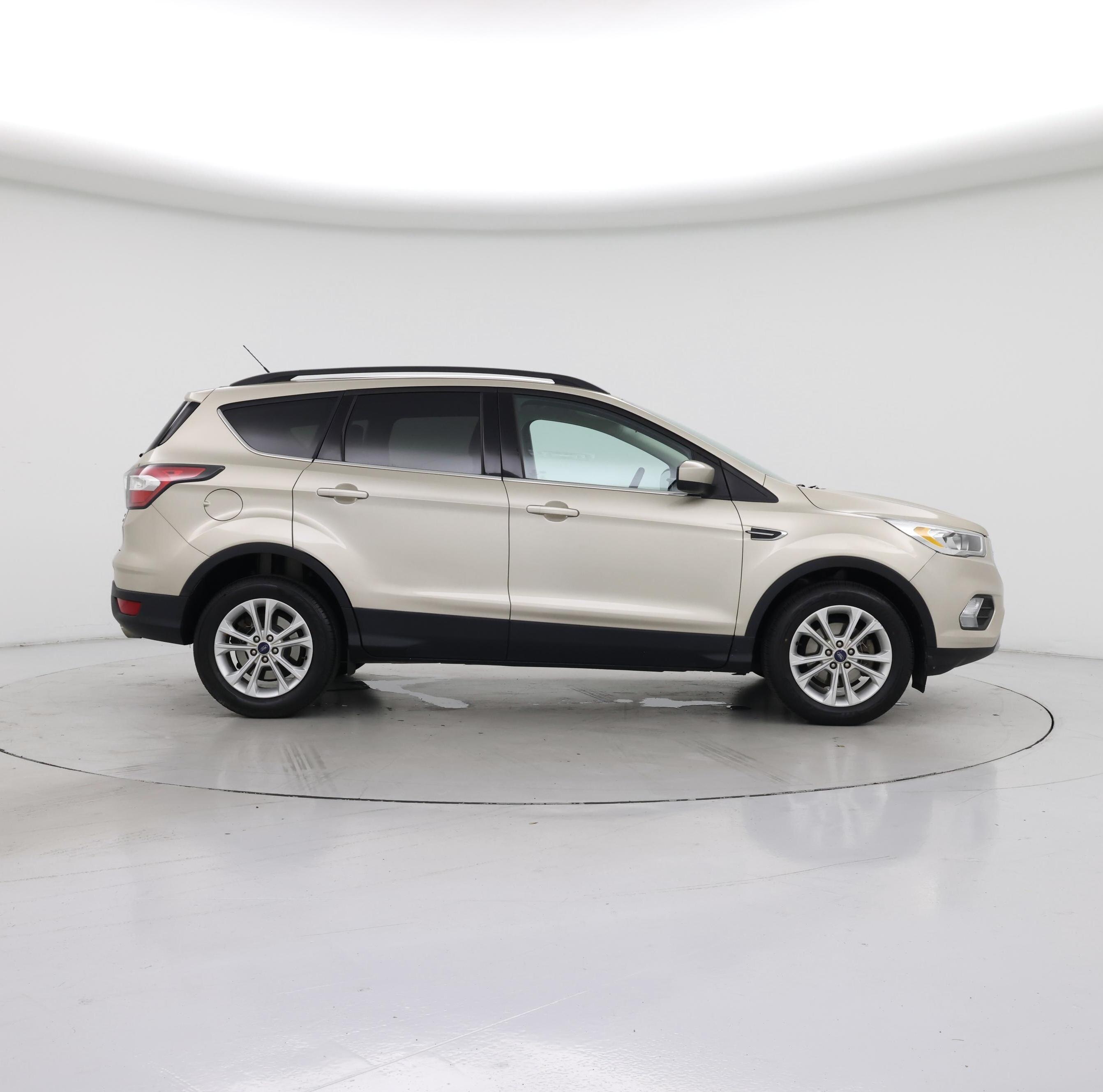 Thumbnail: 2017 Ford Escape - 7