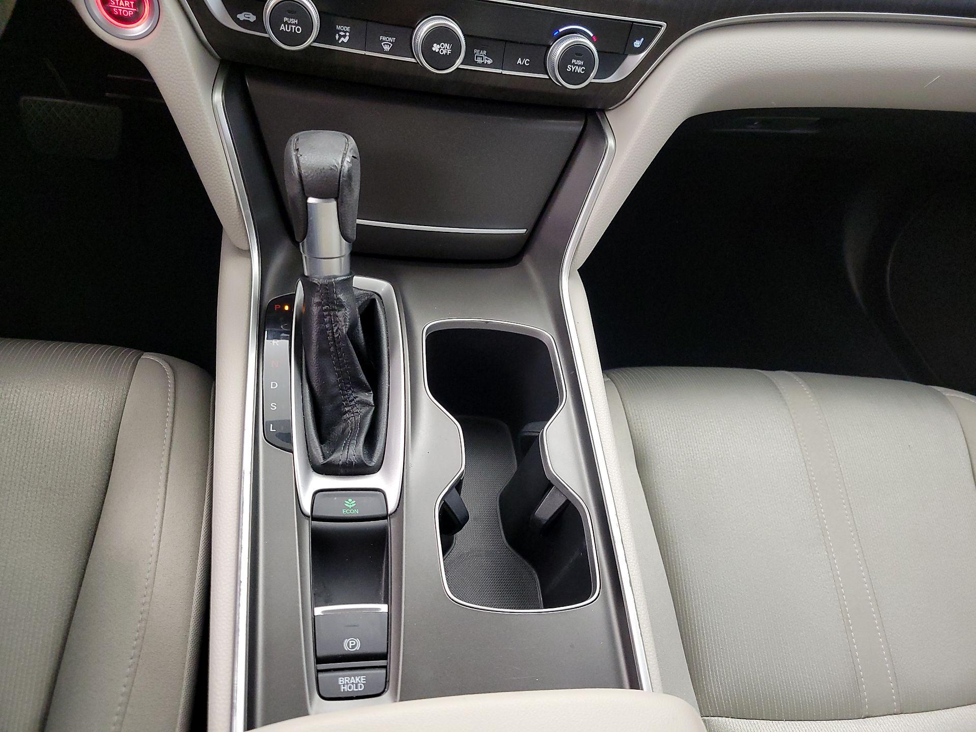 Thumbnail: 2019 Honda Accord - 17