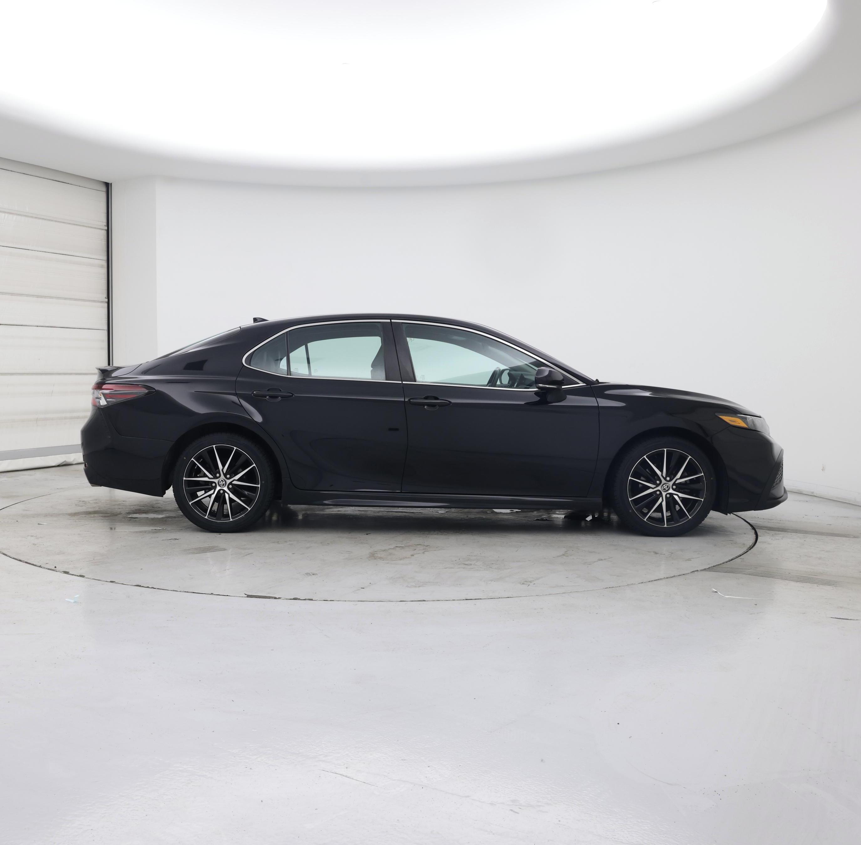 Thumbnail: 2023 Toyota Camry - 7