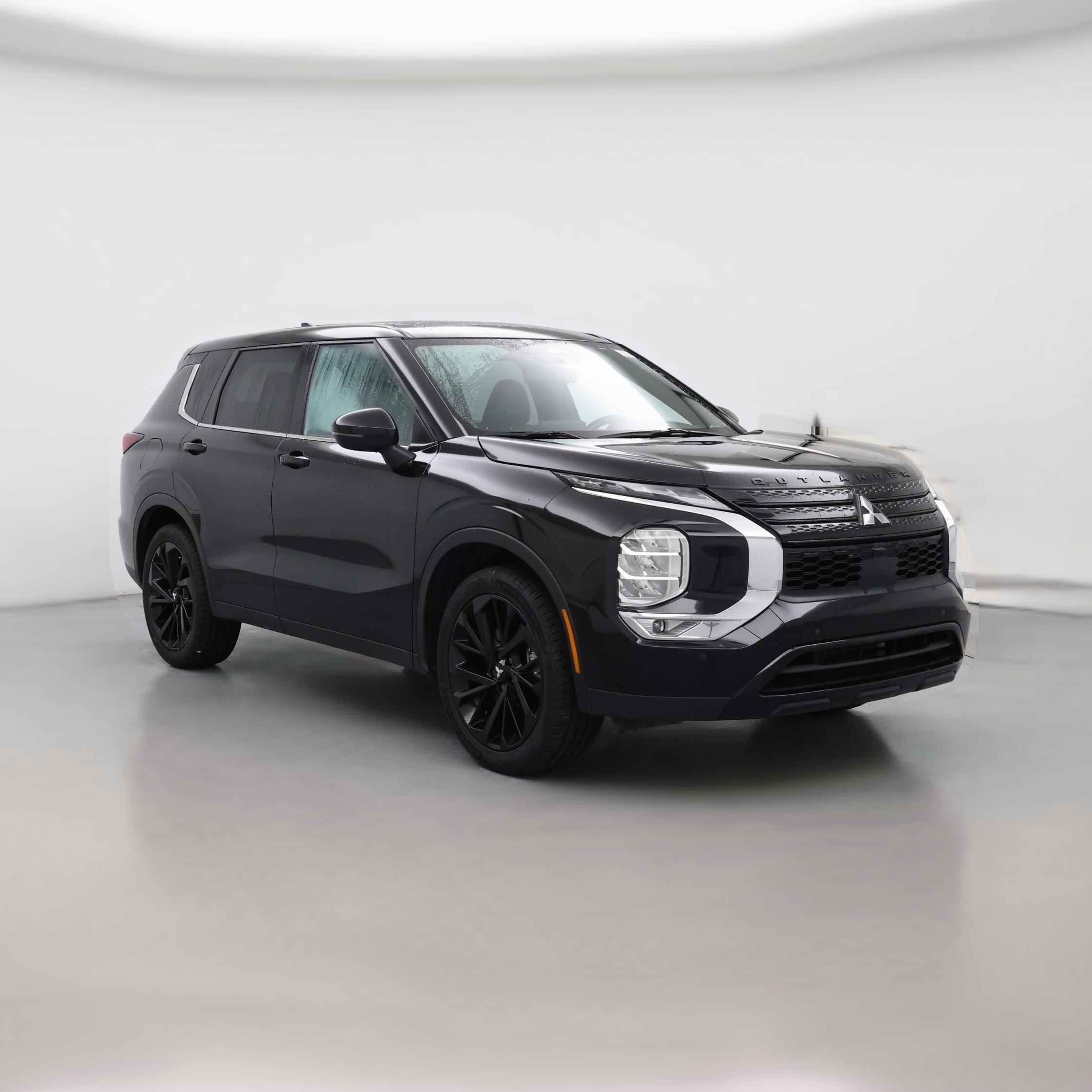 Thumbnail: 2022 Mitsubishi Outlander - 1