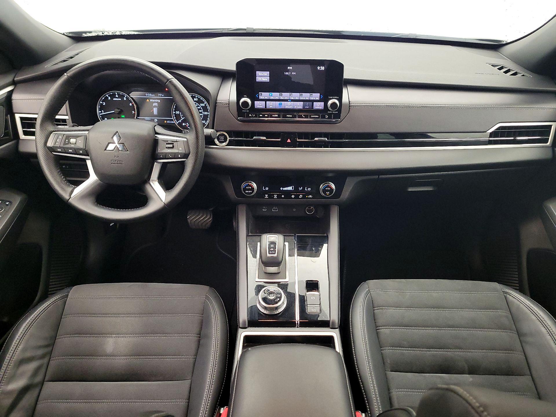 Thumbnail: 2022 Mitsubishi Outlander - 9