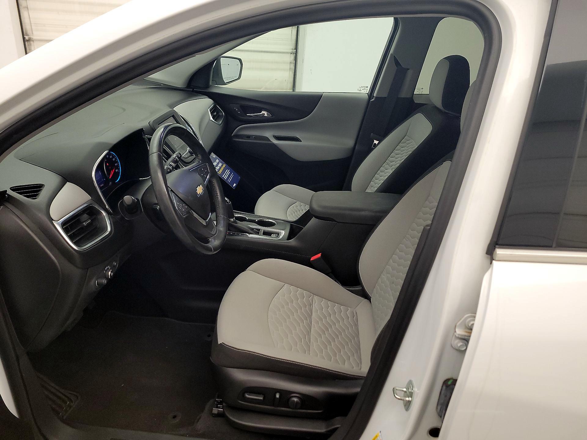 Thumbnail: 2020 Chevrolet Equinox - 11