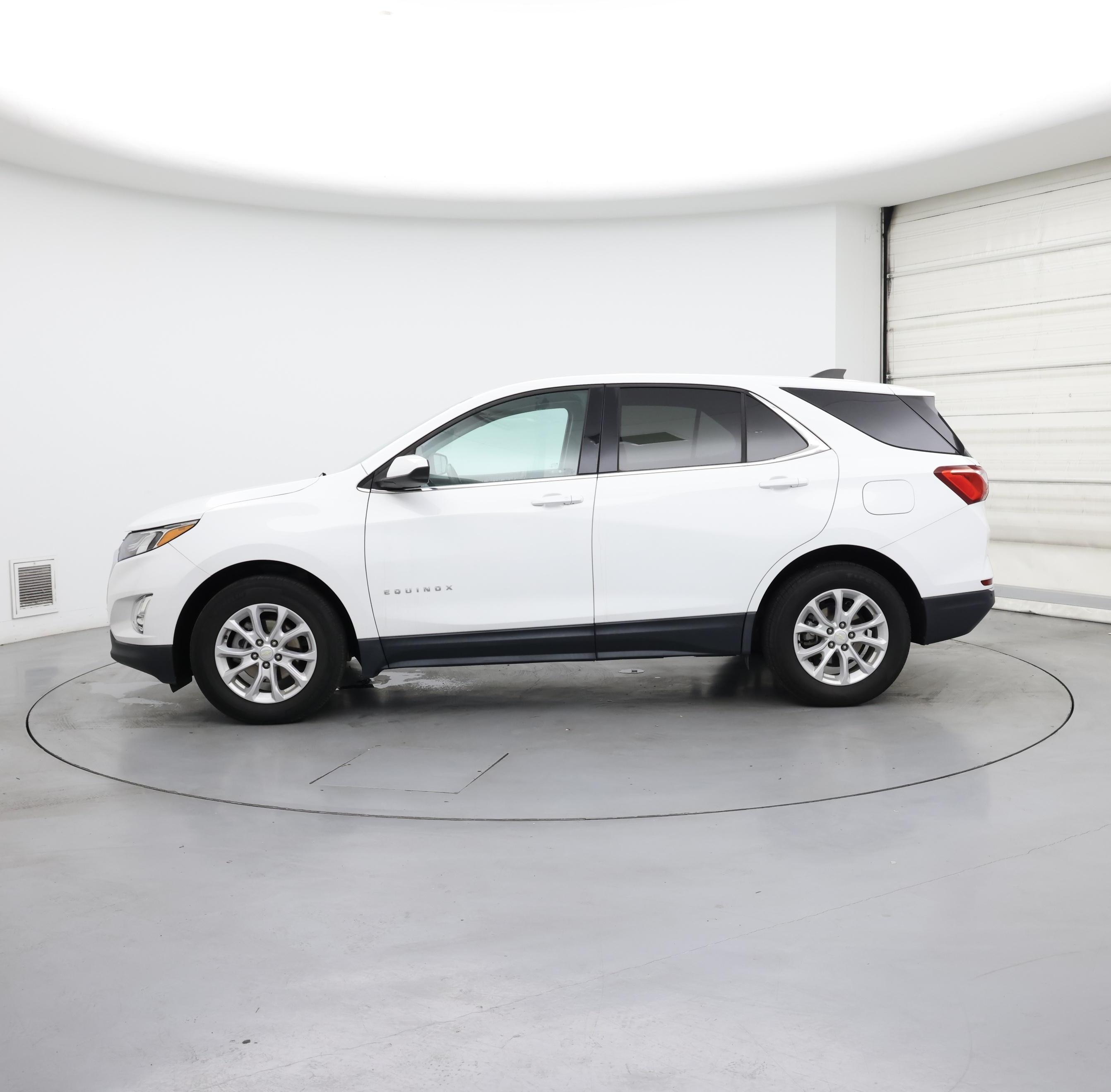 Thumbnail: 2020 Chevrolet Equinox - 3