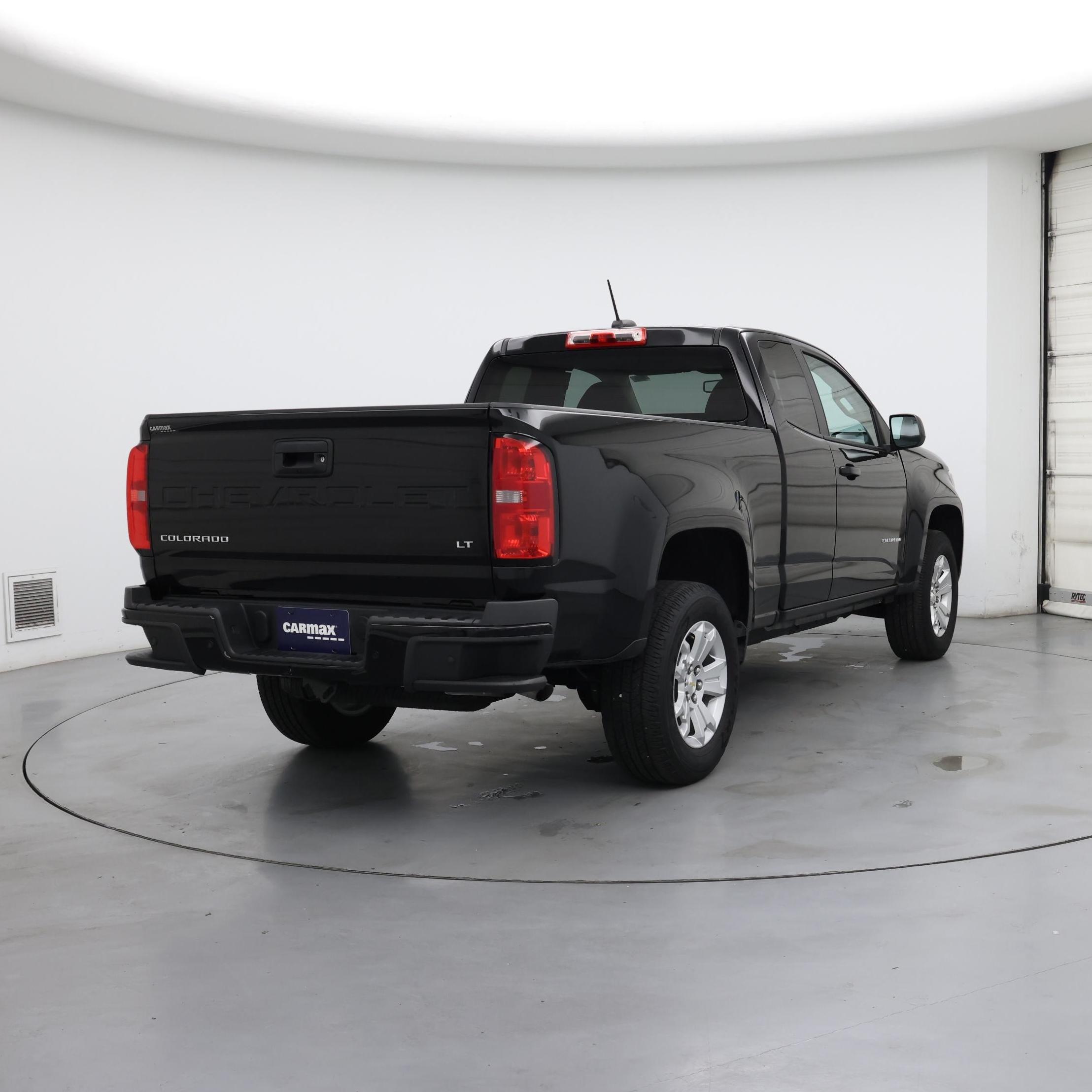Thumbnail: 2022 Chevrolet Colorado - 8