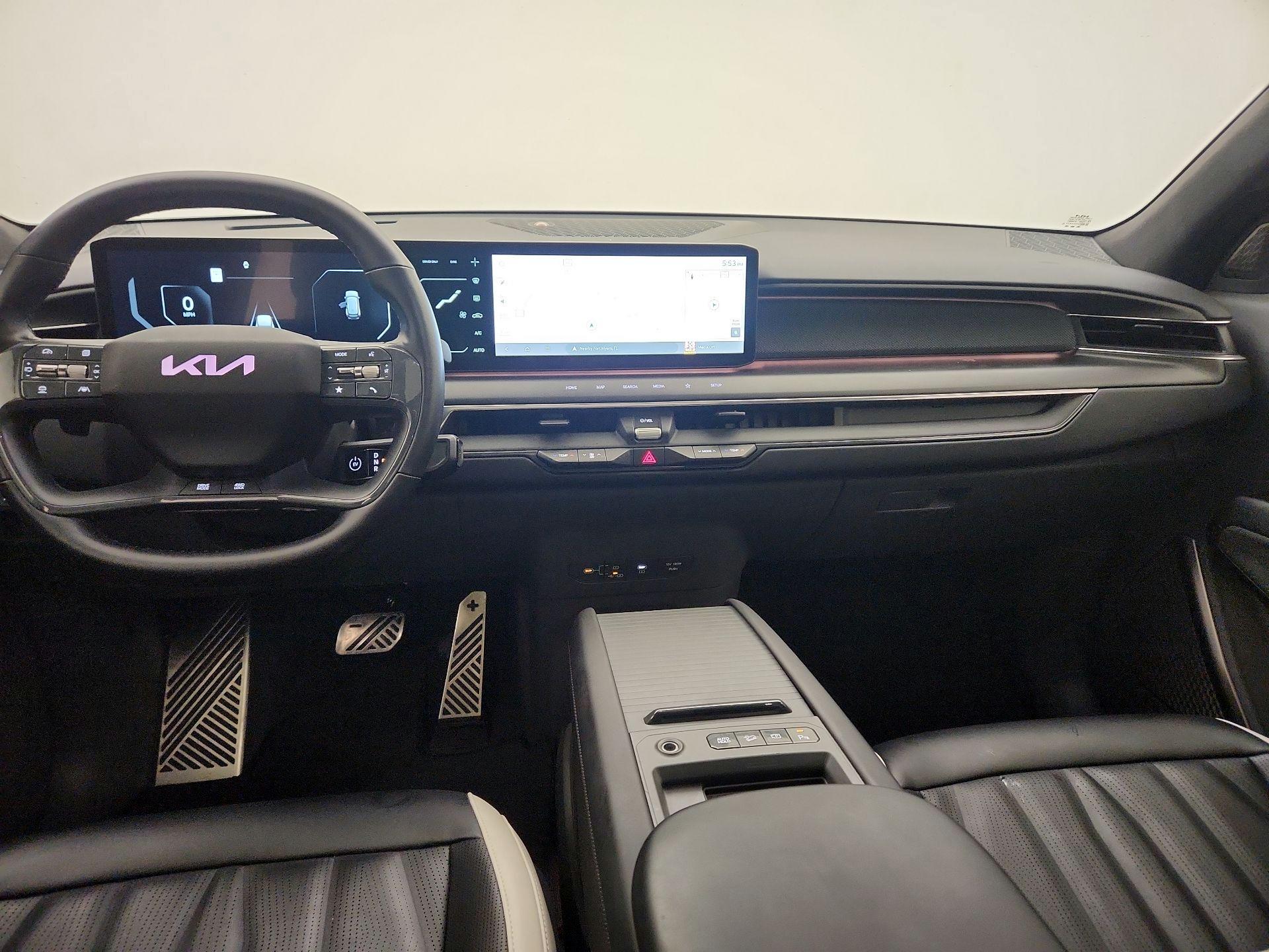 Thumbnail: 2024 Kia EV9 - 9