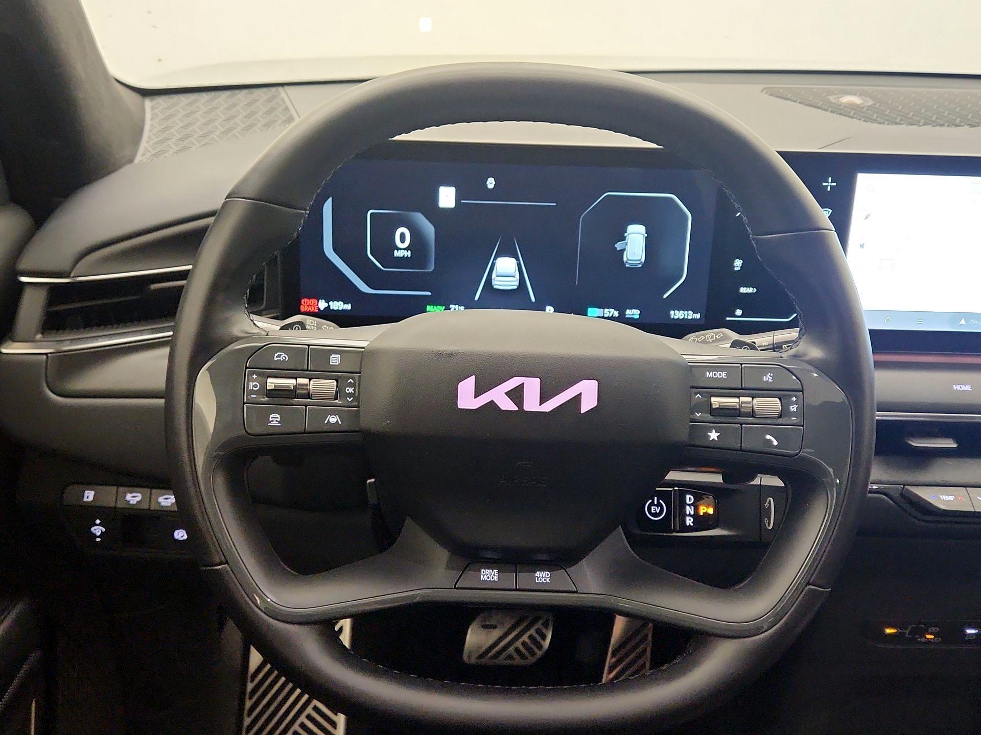 Thumbnail: 2024 Kia EV9 - 10