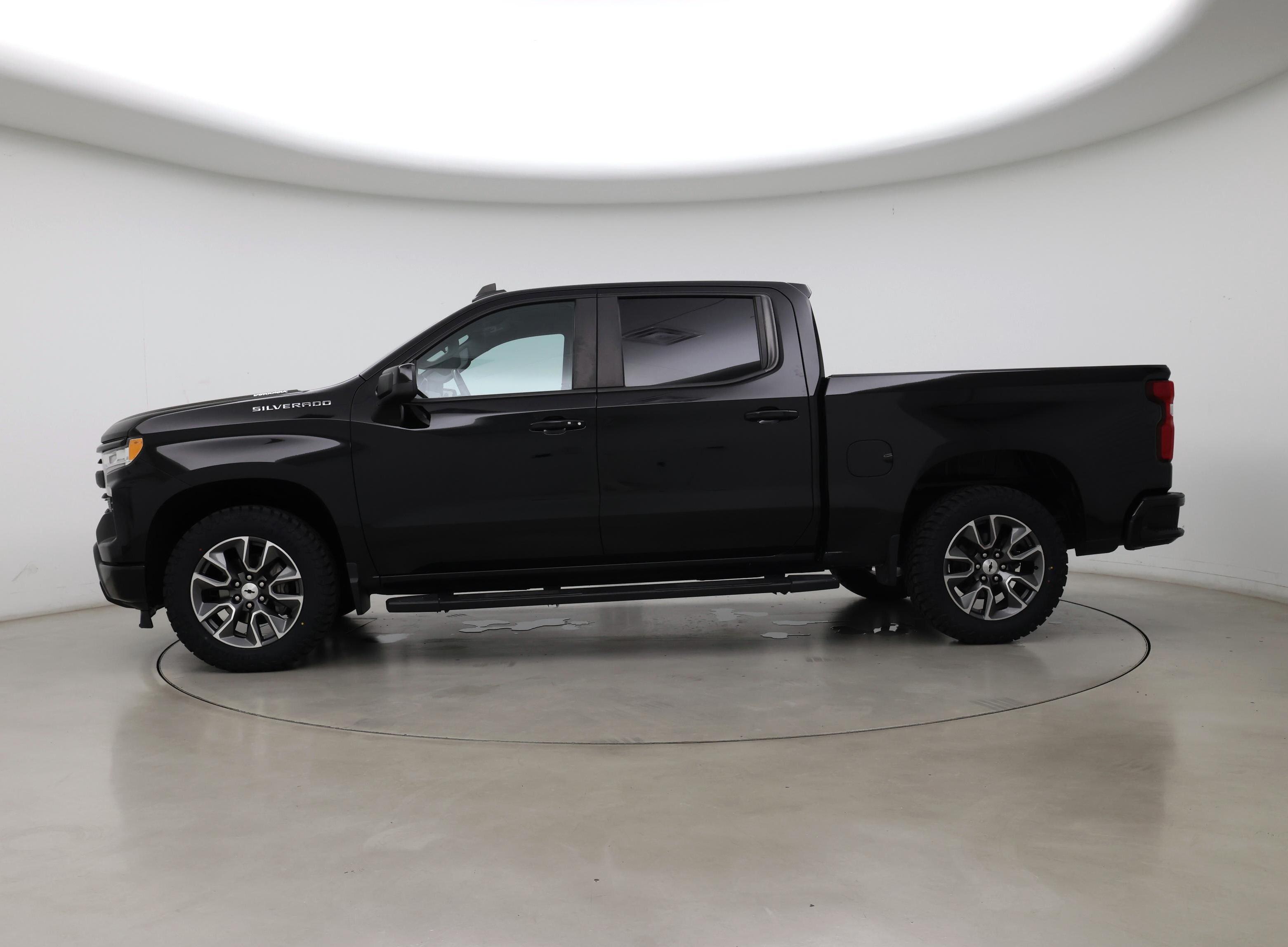 Thumbnail: 2022 Chevrolet Silverado 1500 - 3