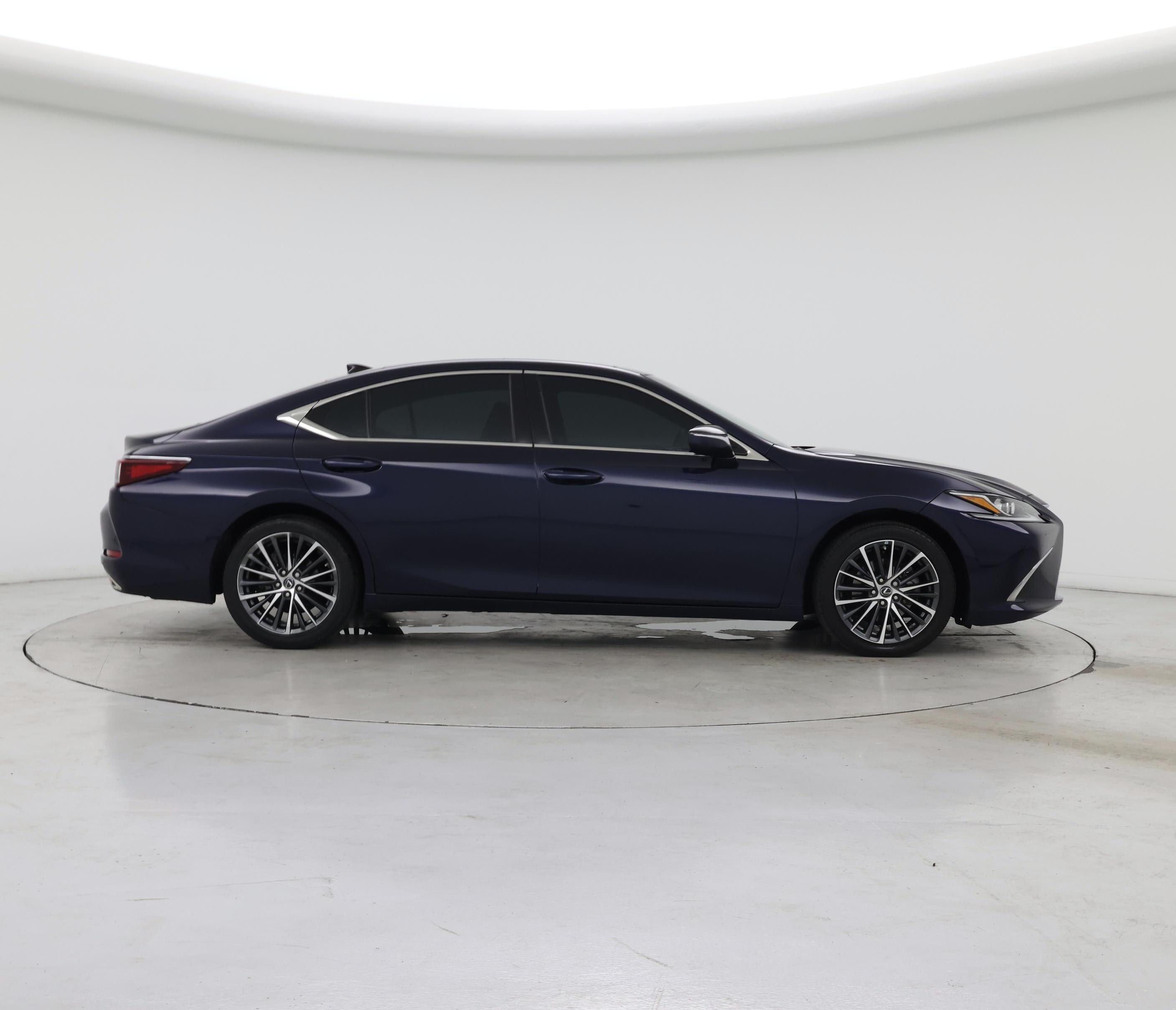Thumbnail: 2022 Lexus ES - 7