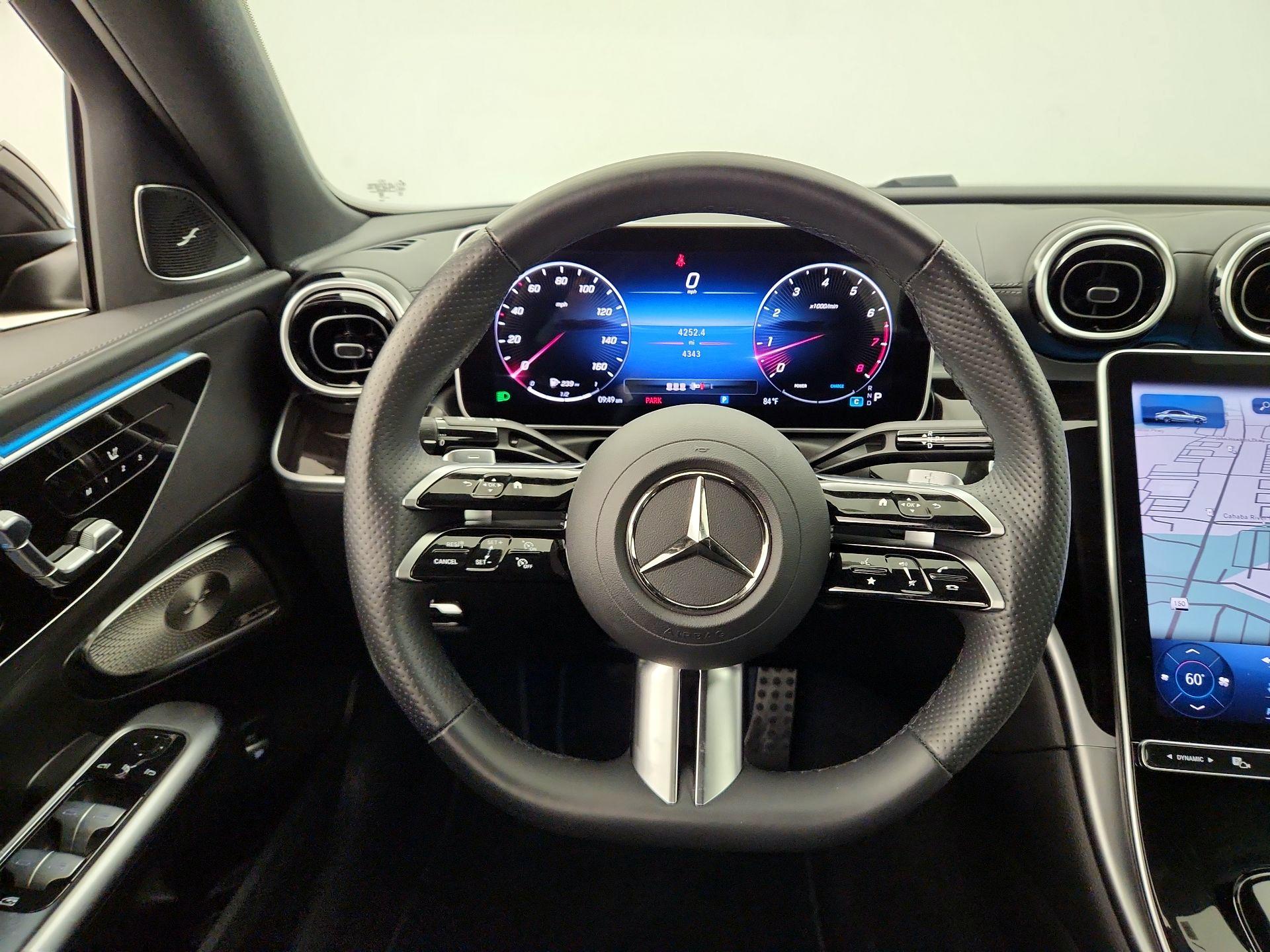 Thumbnail: 2024 Mercedes-Benz C-Class - 10