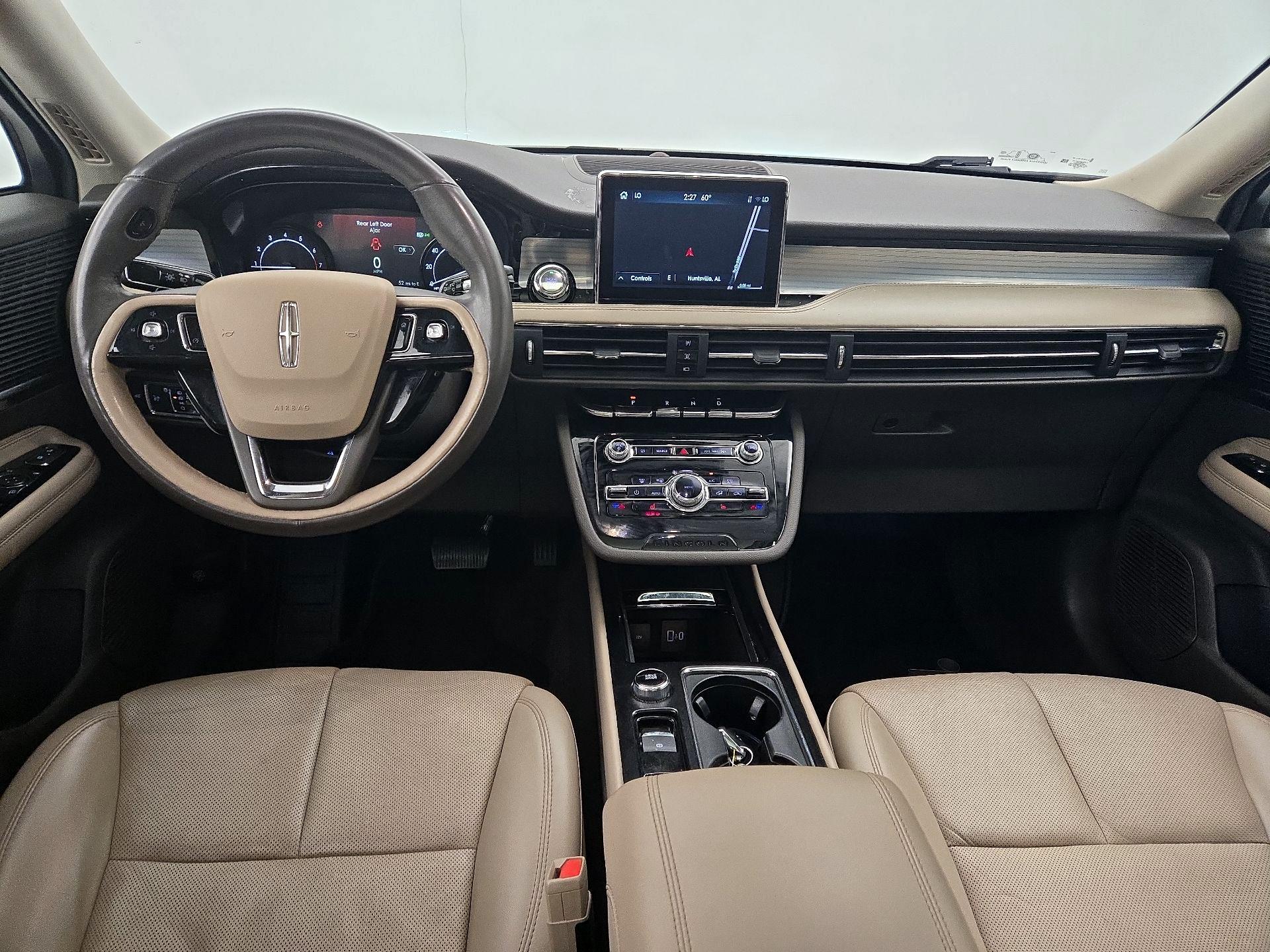 Thumbnail: 2021 Lincoln Corsair - 9