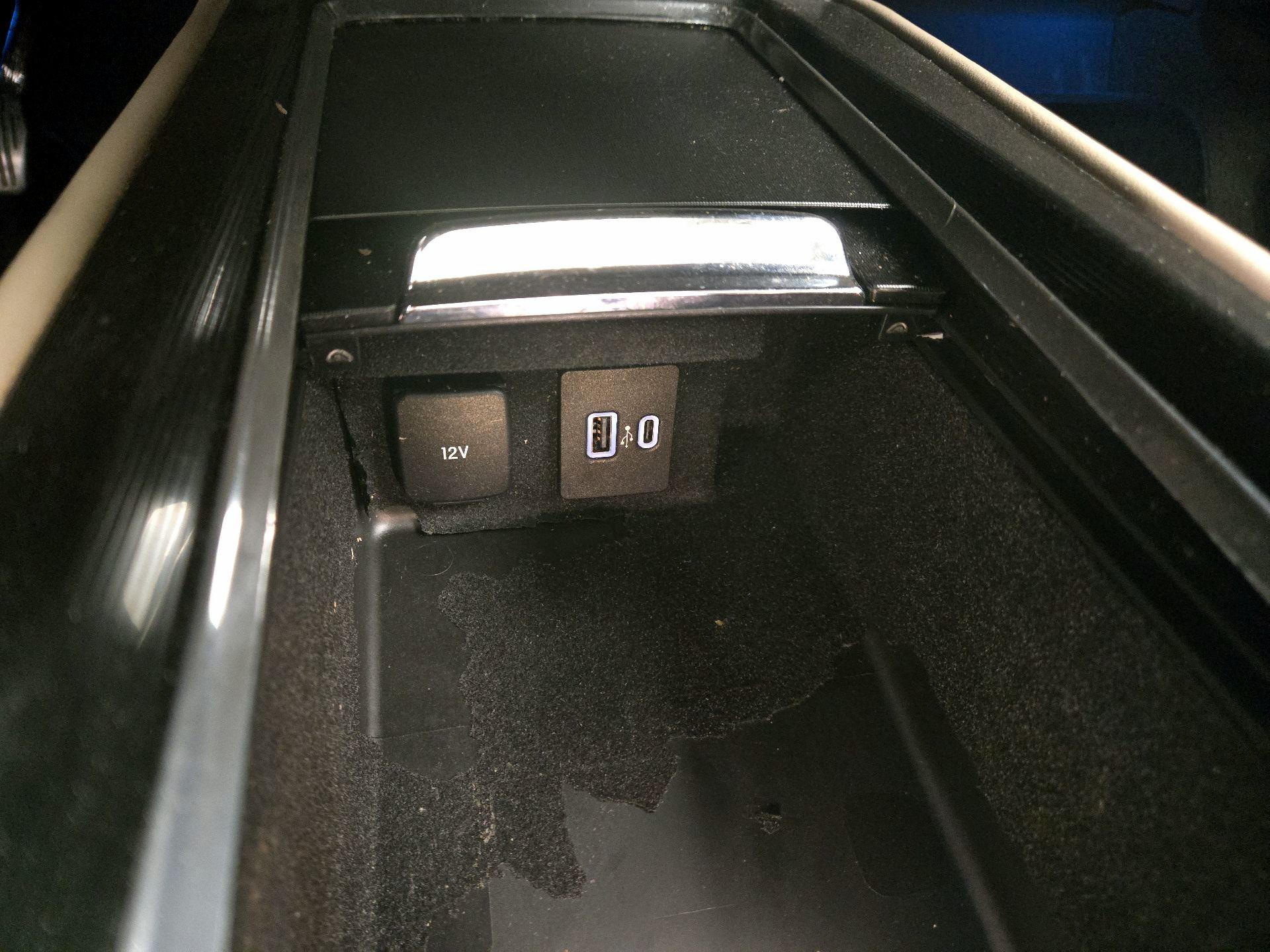 Thumbnail: 2021 Lincoln Corsair - 19