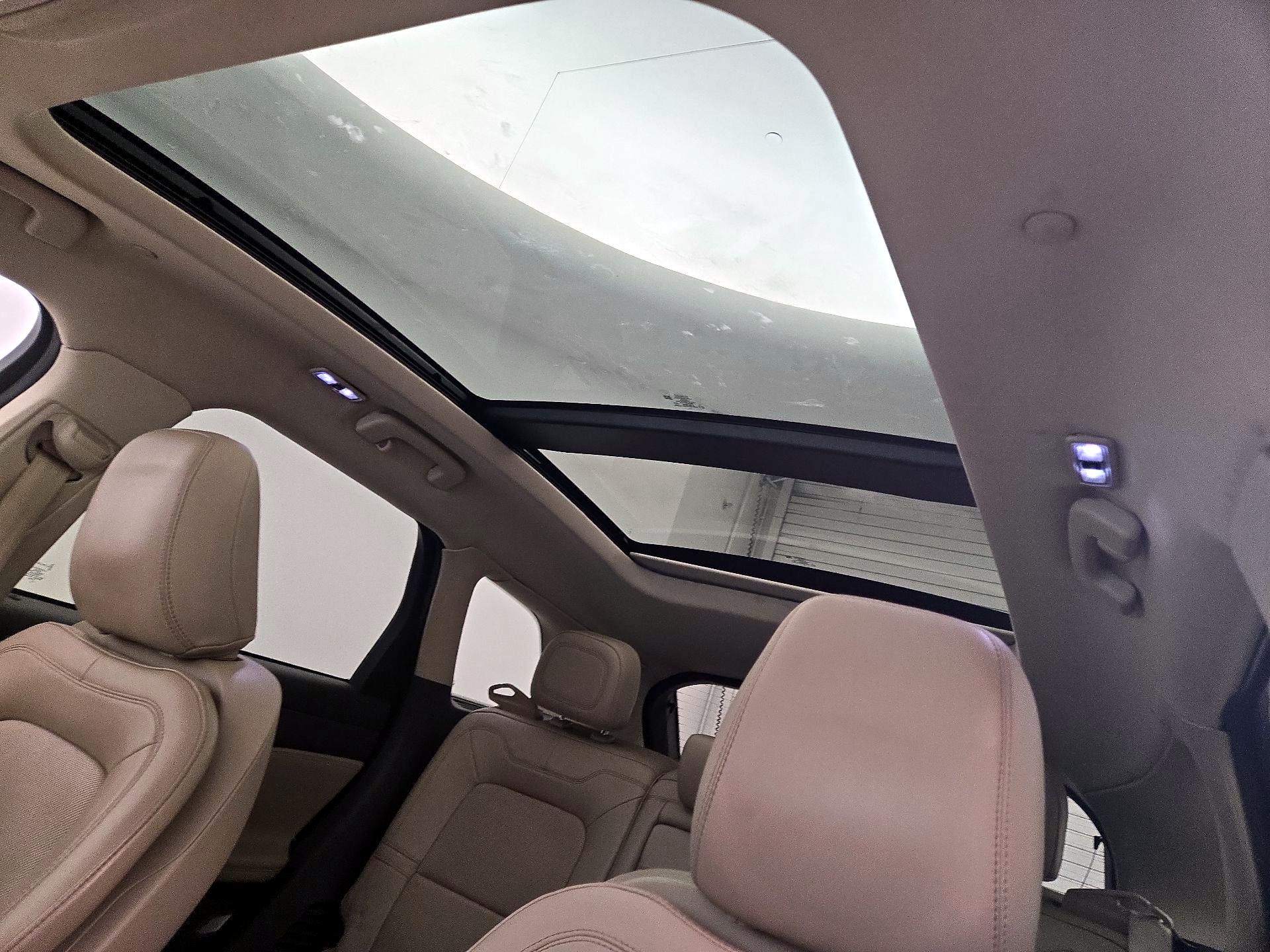 Thumbnail: 2021 Lincoln Corsair - 20