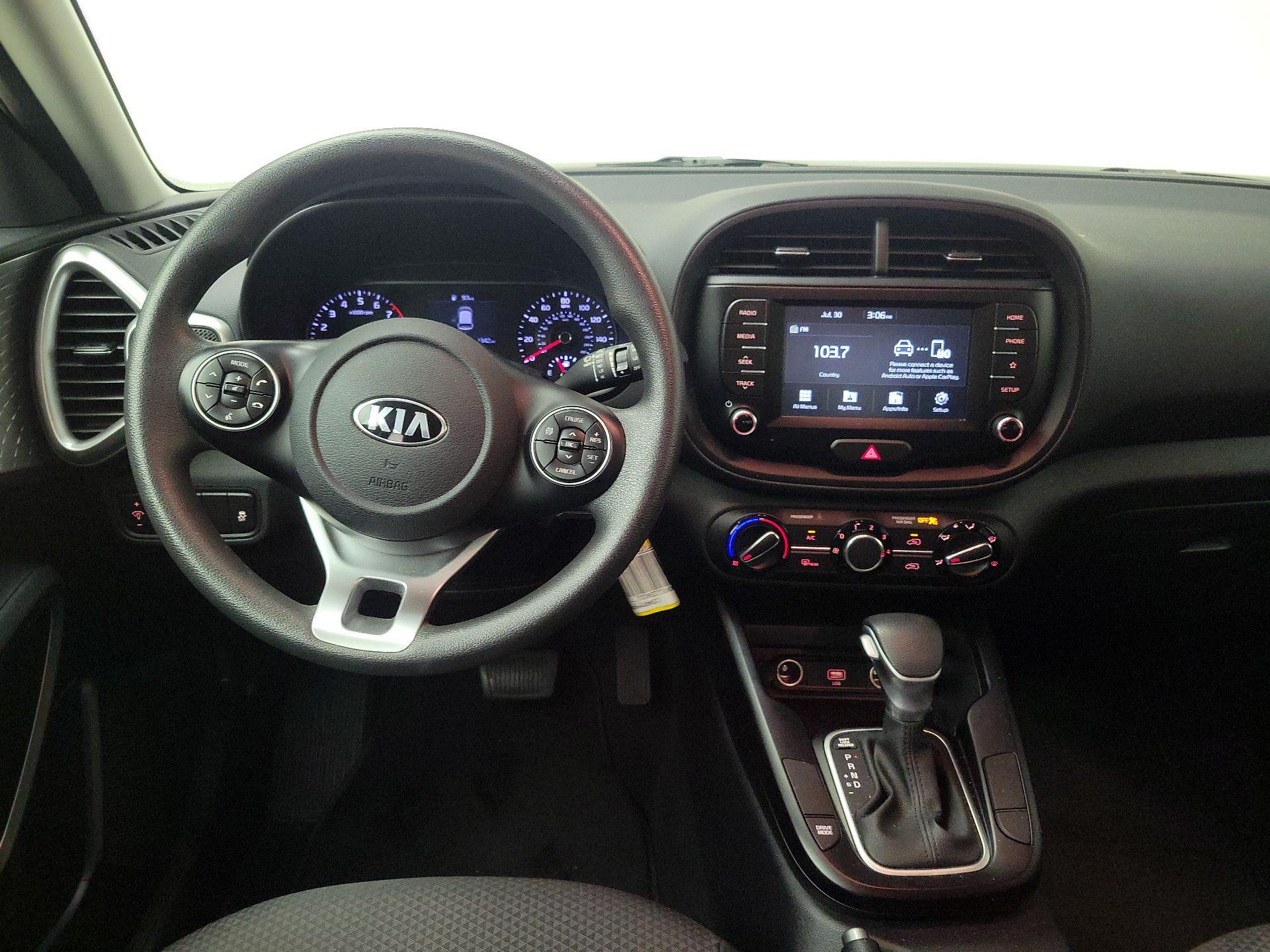 Thumbnail: 2020 Kia Soul - 10