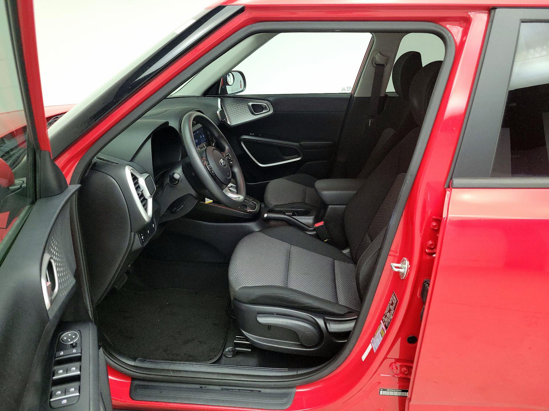 Thumbnail: 2020 Kia Soul - 11