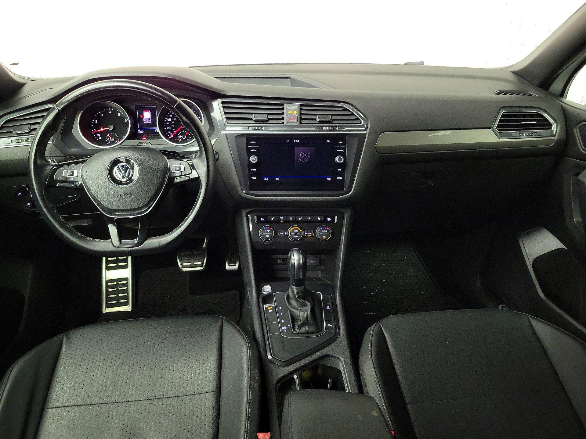Thumbnail: 2020 Volkswagen Tiguan - 9