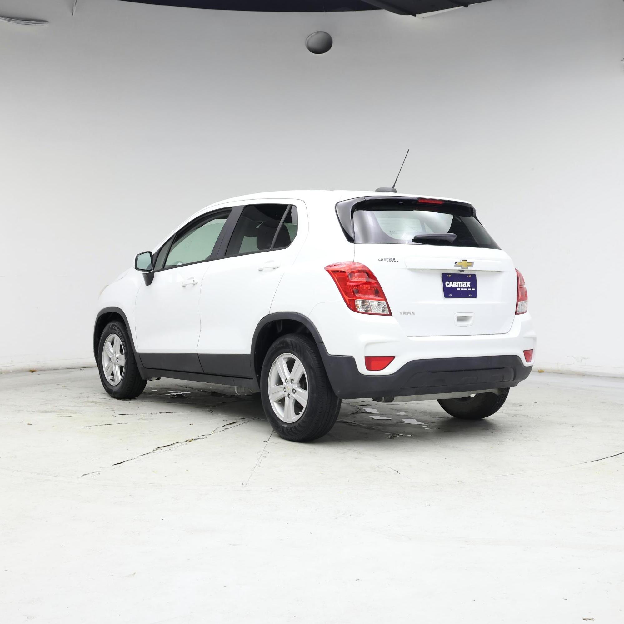 Thumbnail: 2020 Chevrolet Trax - 2