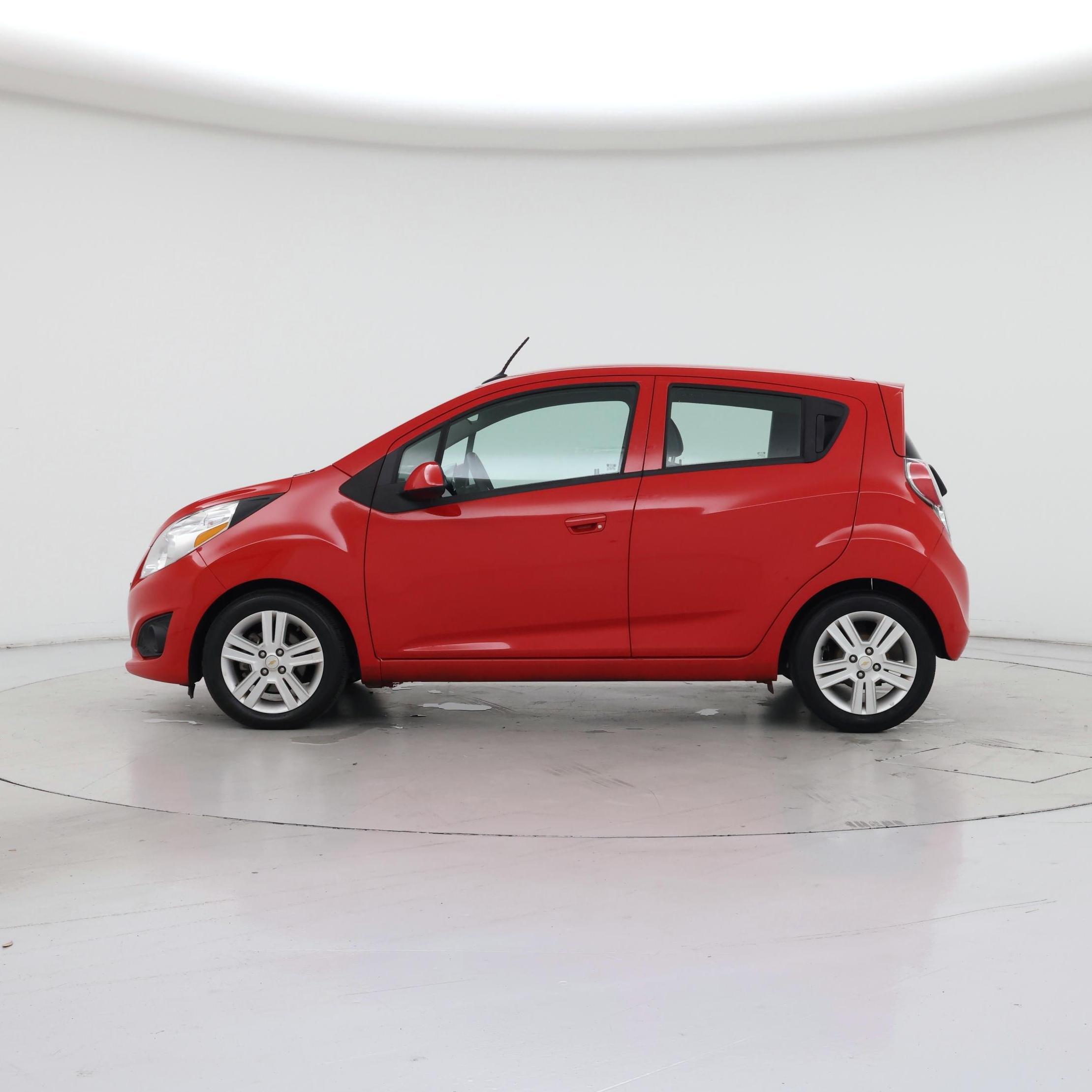 Thumbnail: 2014 Chevrolet Spark - 3