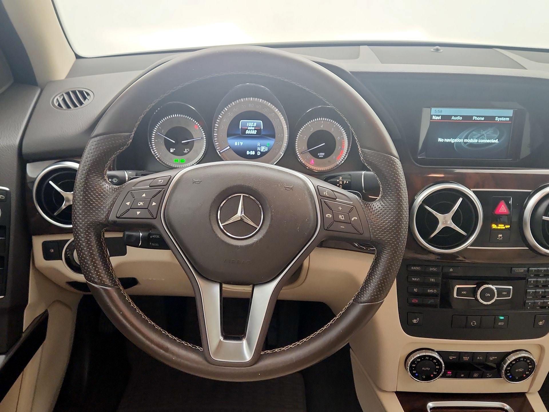 Thumbnail: 2015 Mercedes-Benz GLK - 10