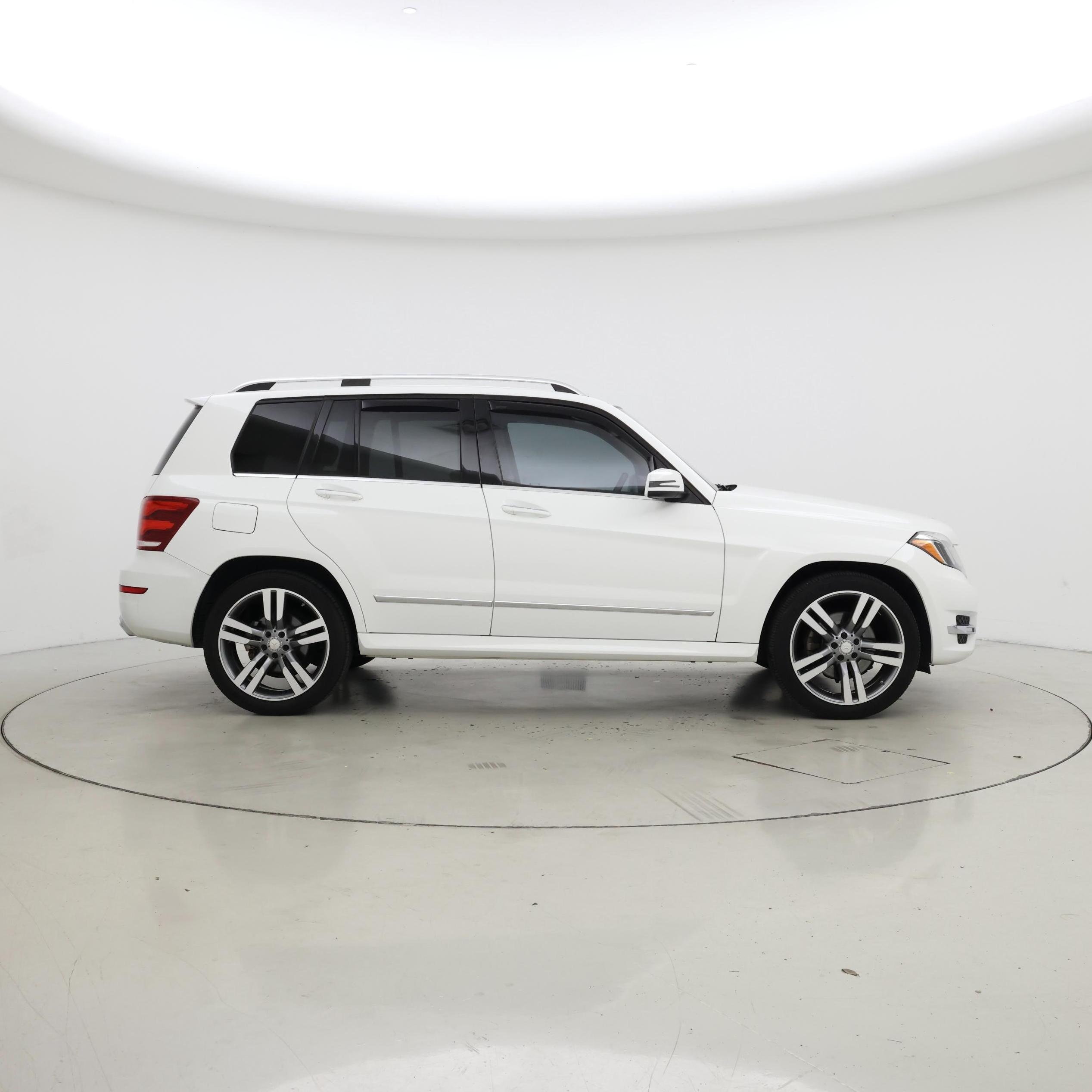 Thumbnail: 2015 Mercedes-Benz GLK - 7