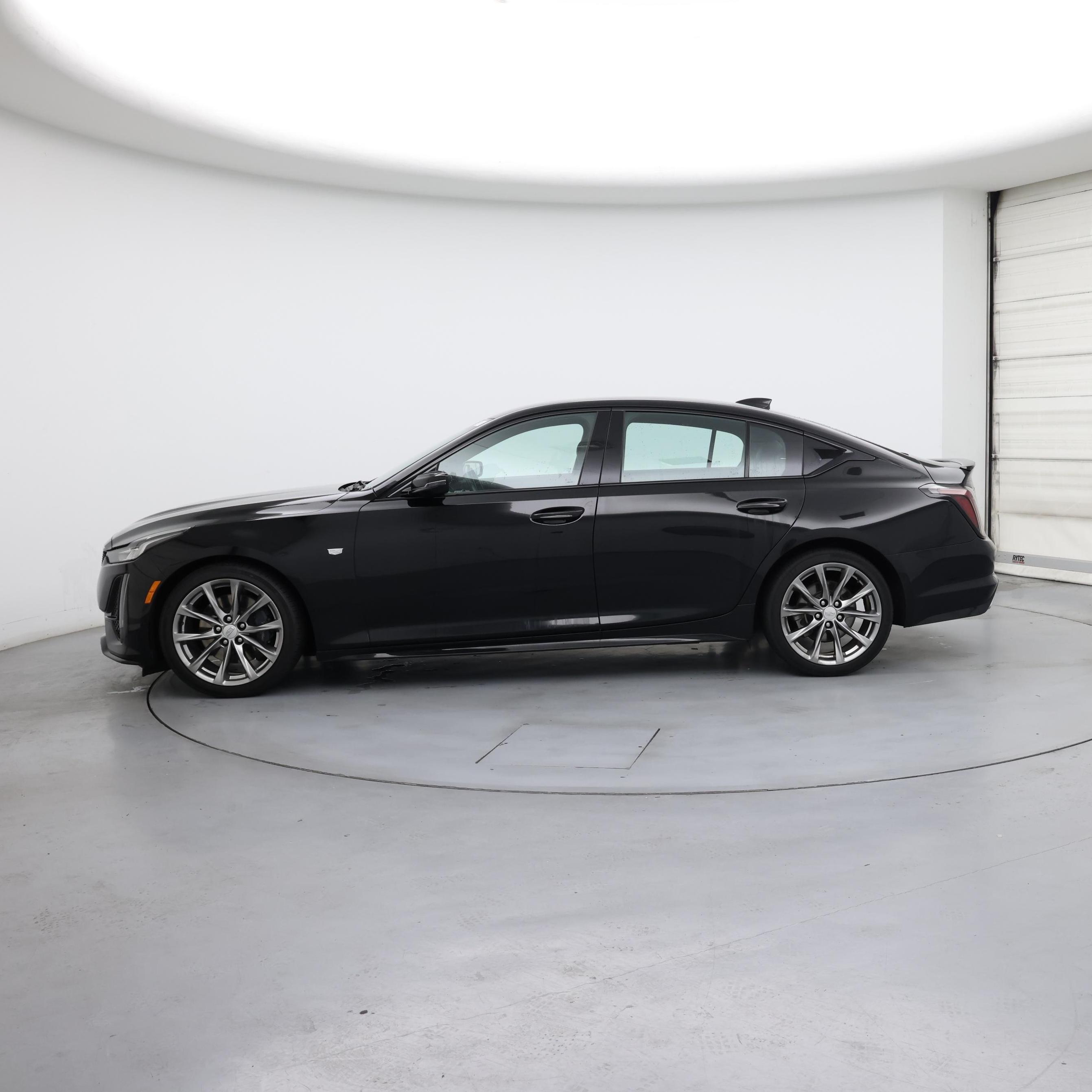 Thumbnail: 2020 Cadillac CT5 - 3