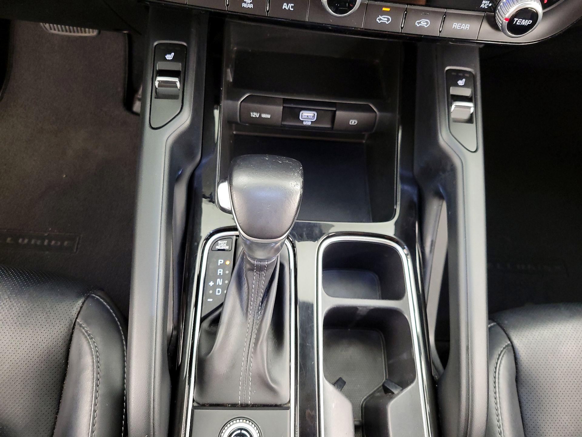 Thumbnail: 2020 Kia Telluride - 17