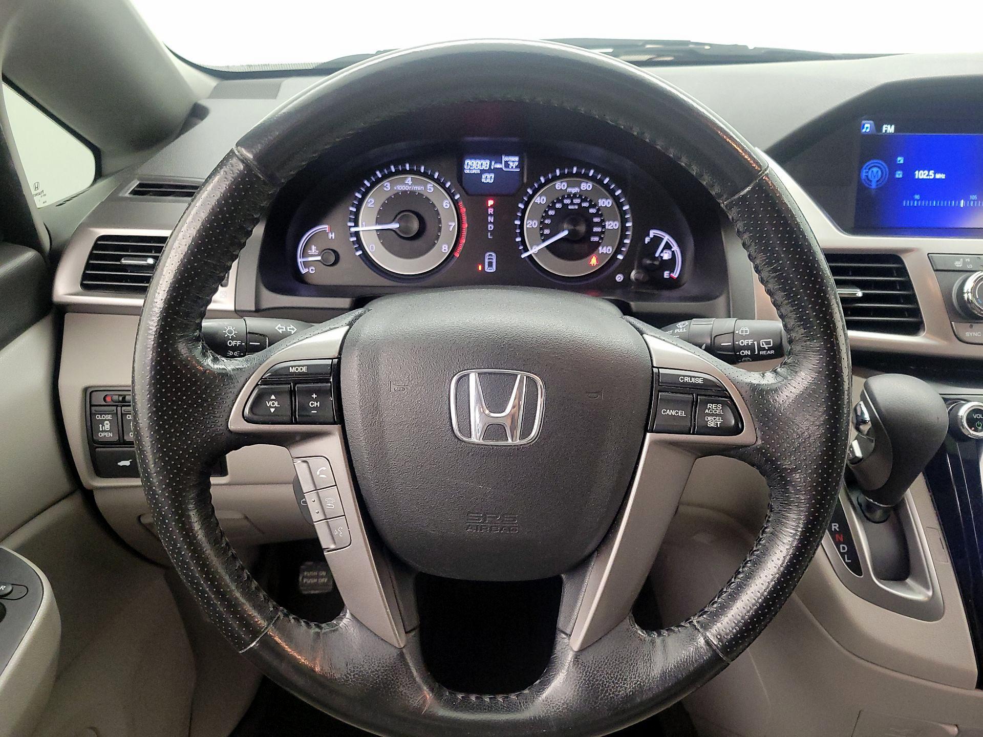 Thumbnail: 2016 Honda Odyssey - 10