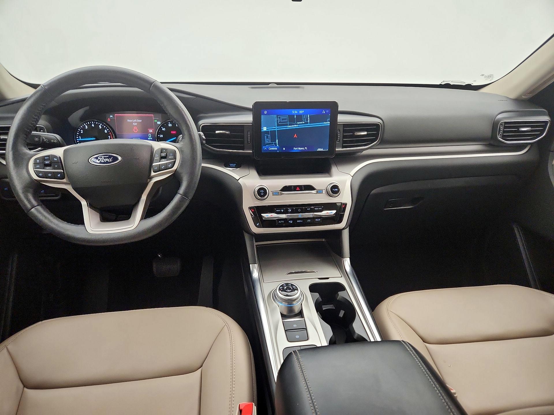 Thumbnail: 2022 Ford Explorer - 9