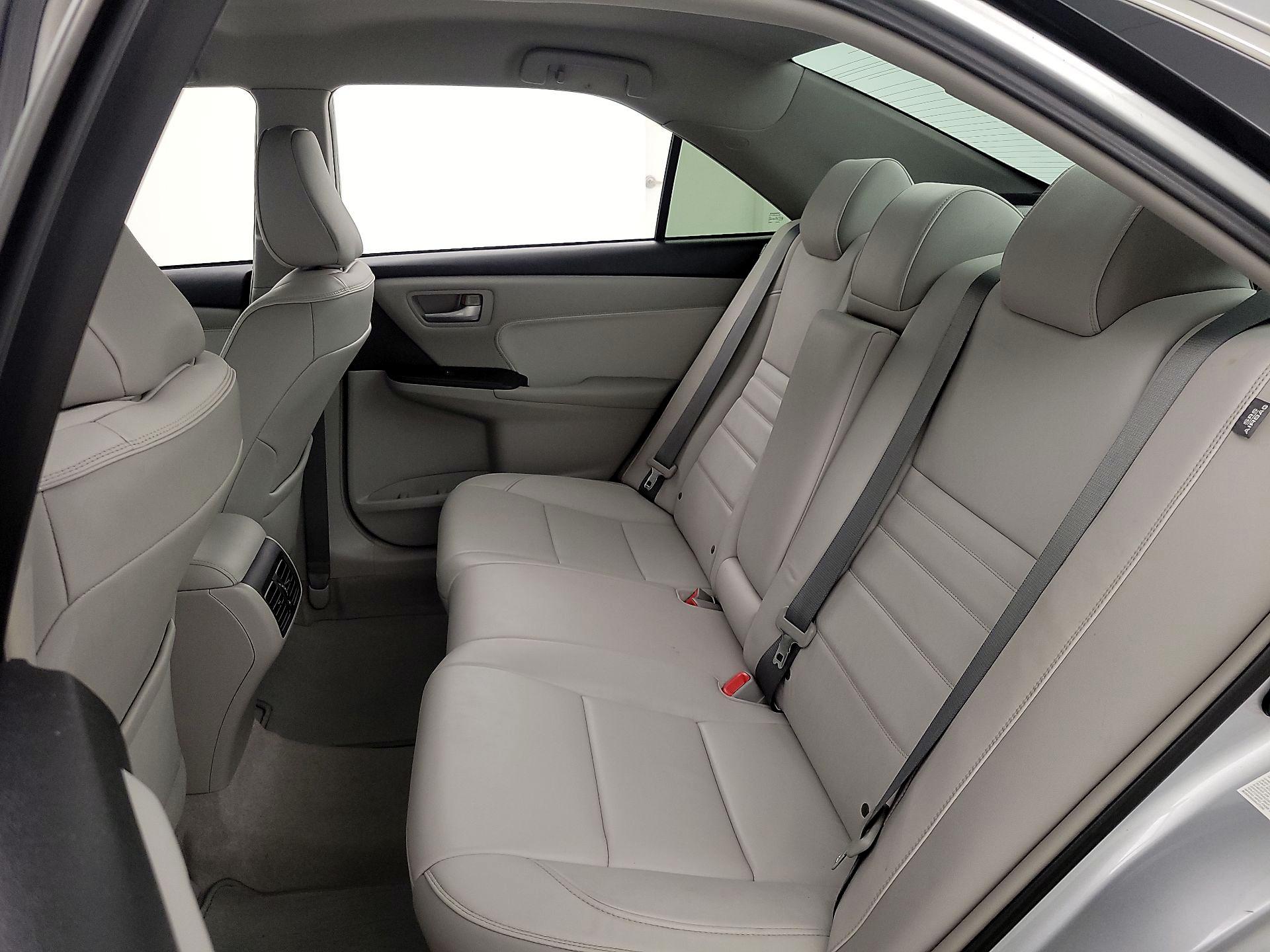 Thumbnail: 2015 Toyota Camry - 19