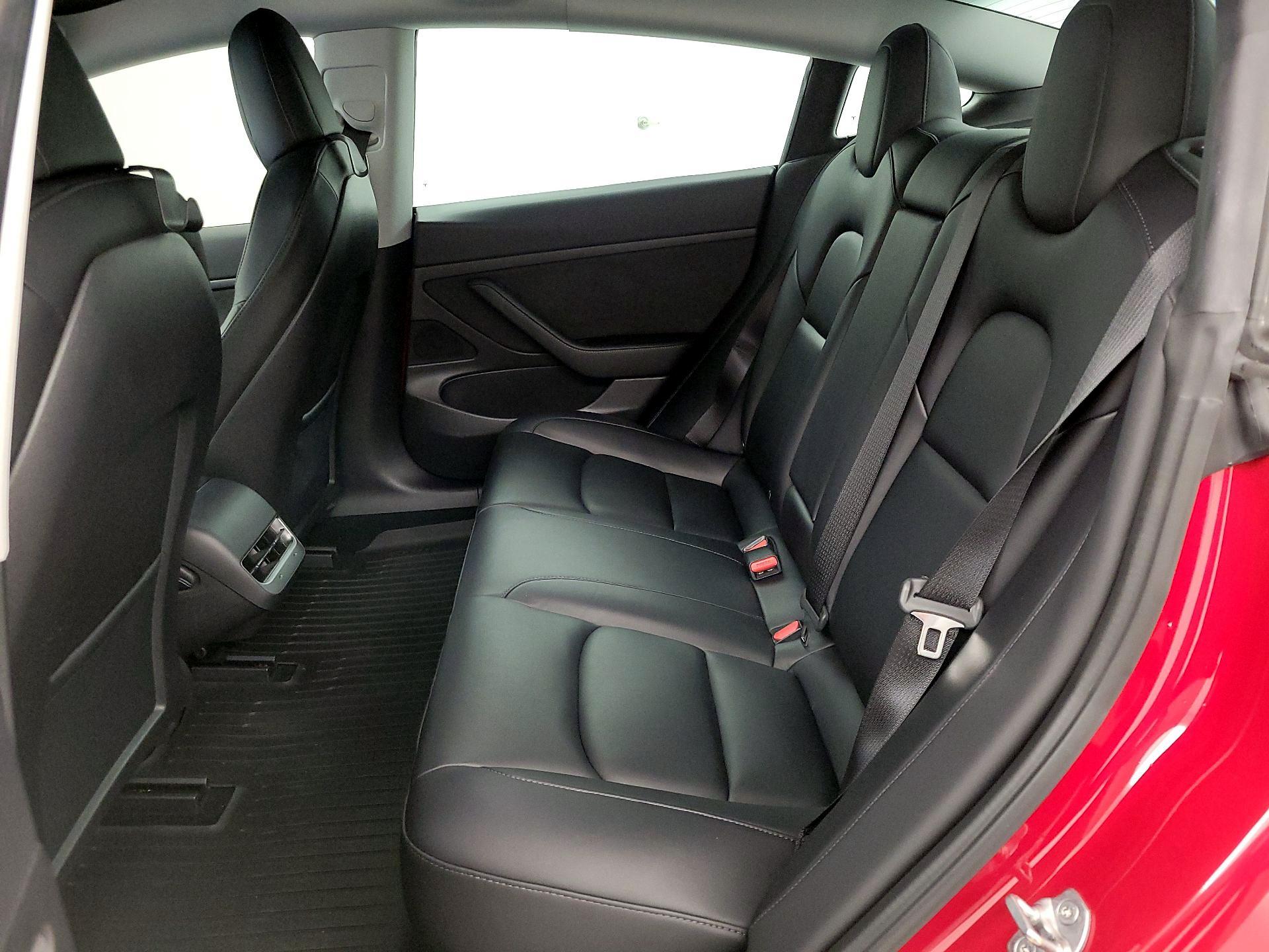Thumbnail: 2021 Tesla Model 3 - 19
