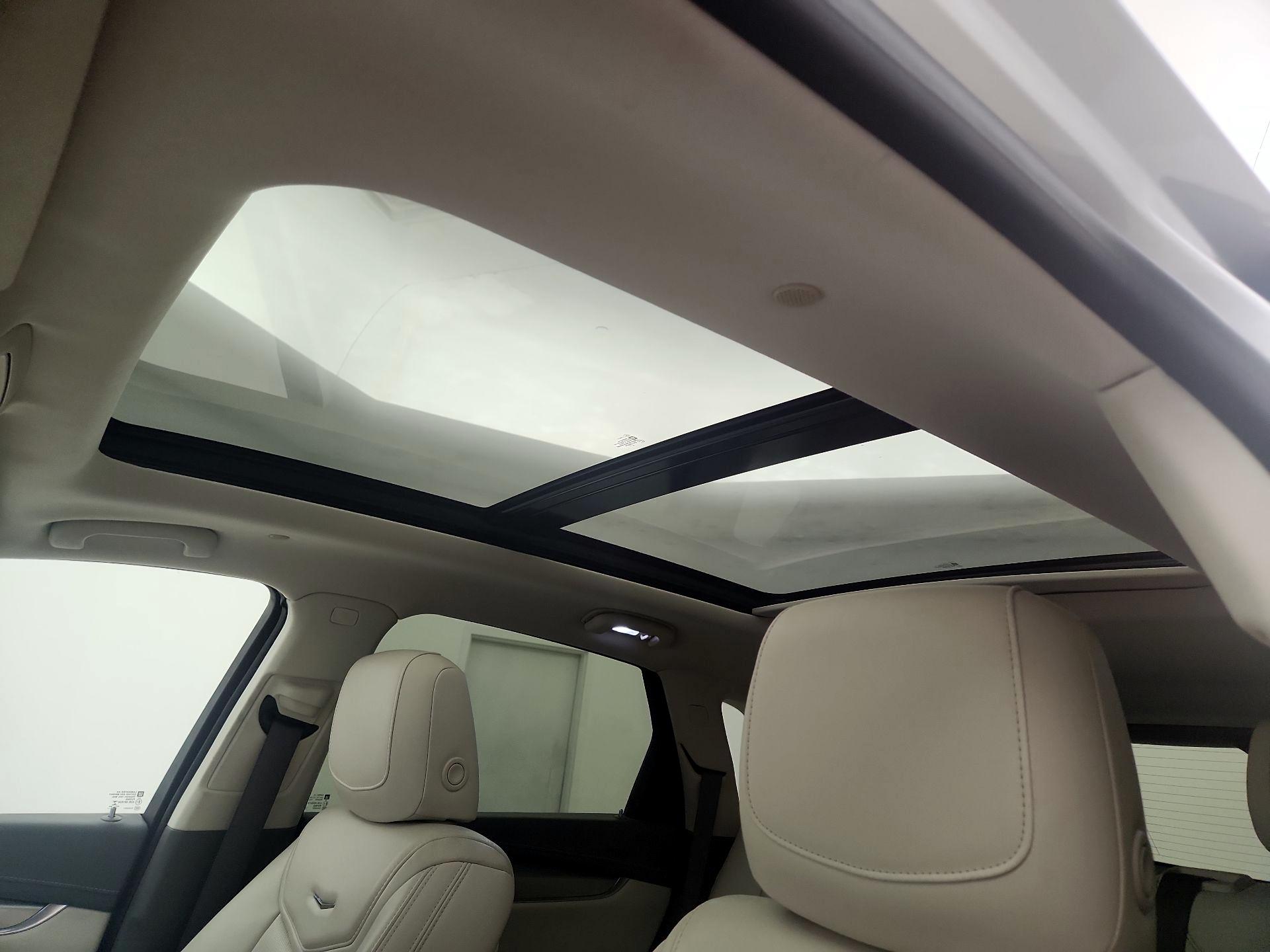 Thumbnail: 2017 Cadillac XT5 - 20