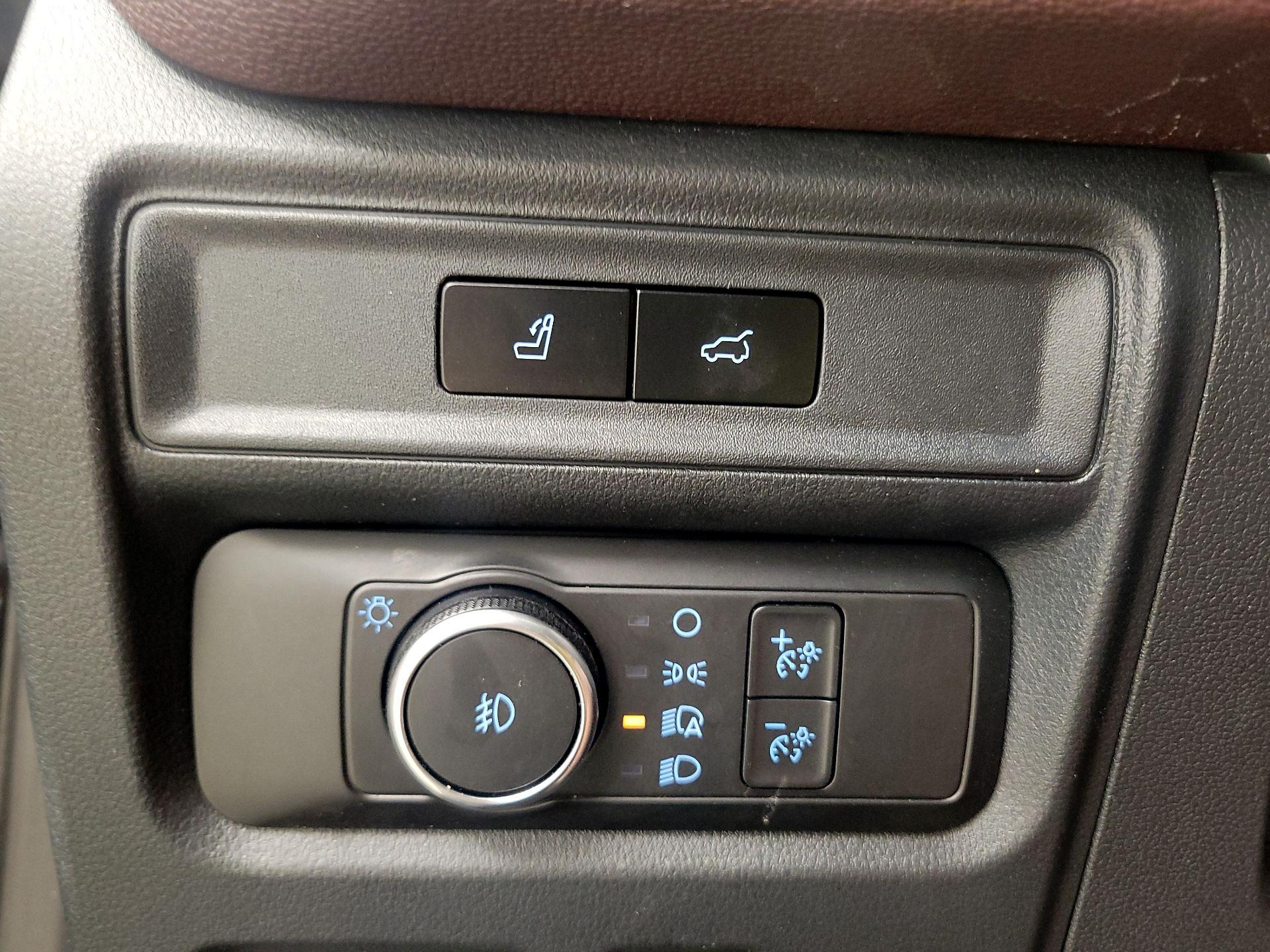 Thumbnail: 2023 Ford Expedition - 13