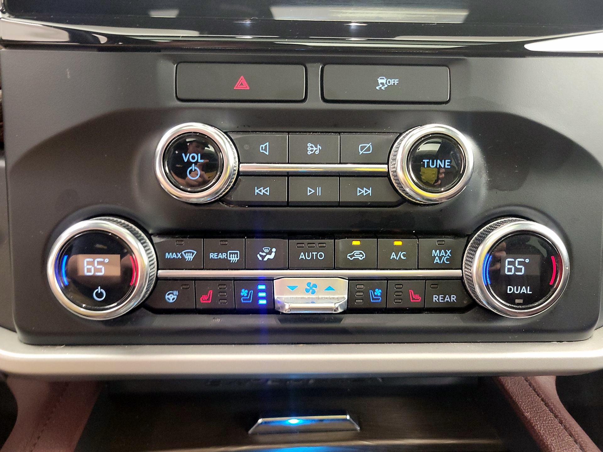 Thumbnail: 2023 Ford Expedition - 17