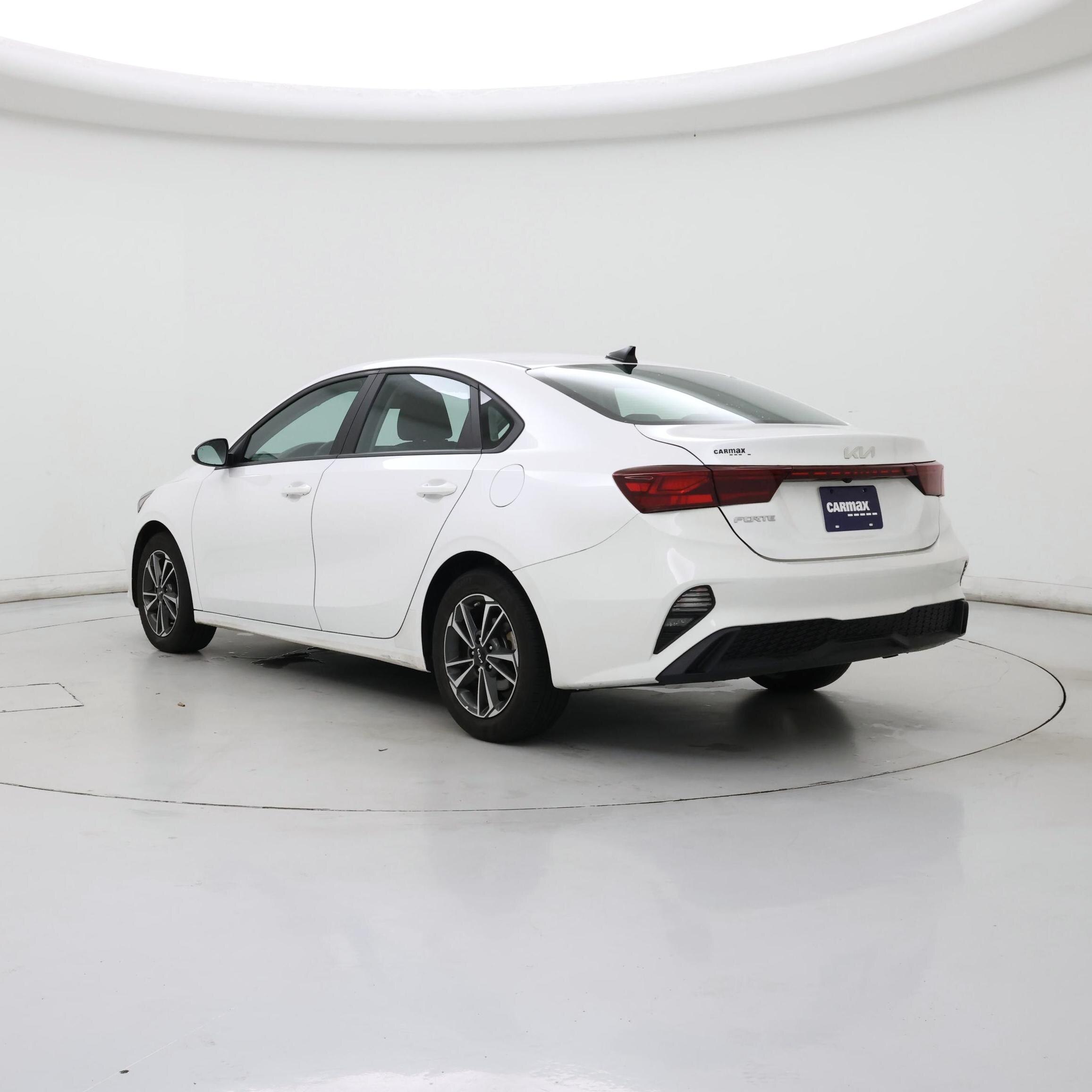 Thumbnail: 2024 Kia Forte - 2