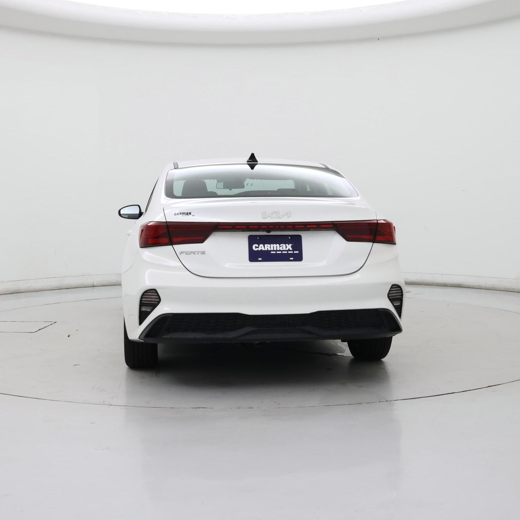 Thumbnail: 2024 Kia Forte - 6