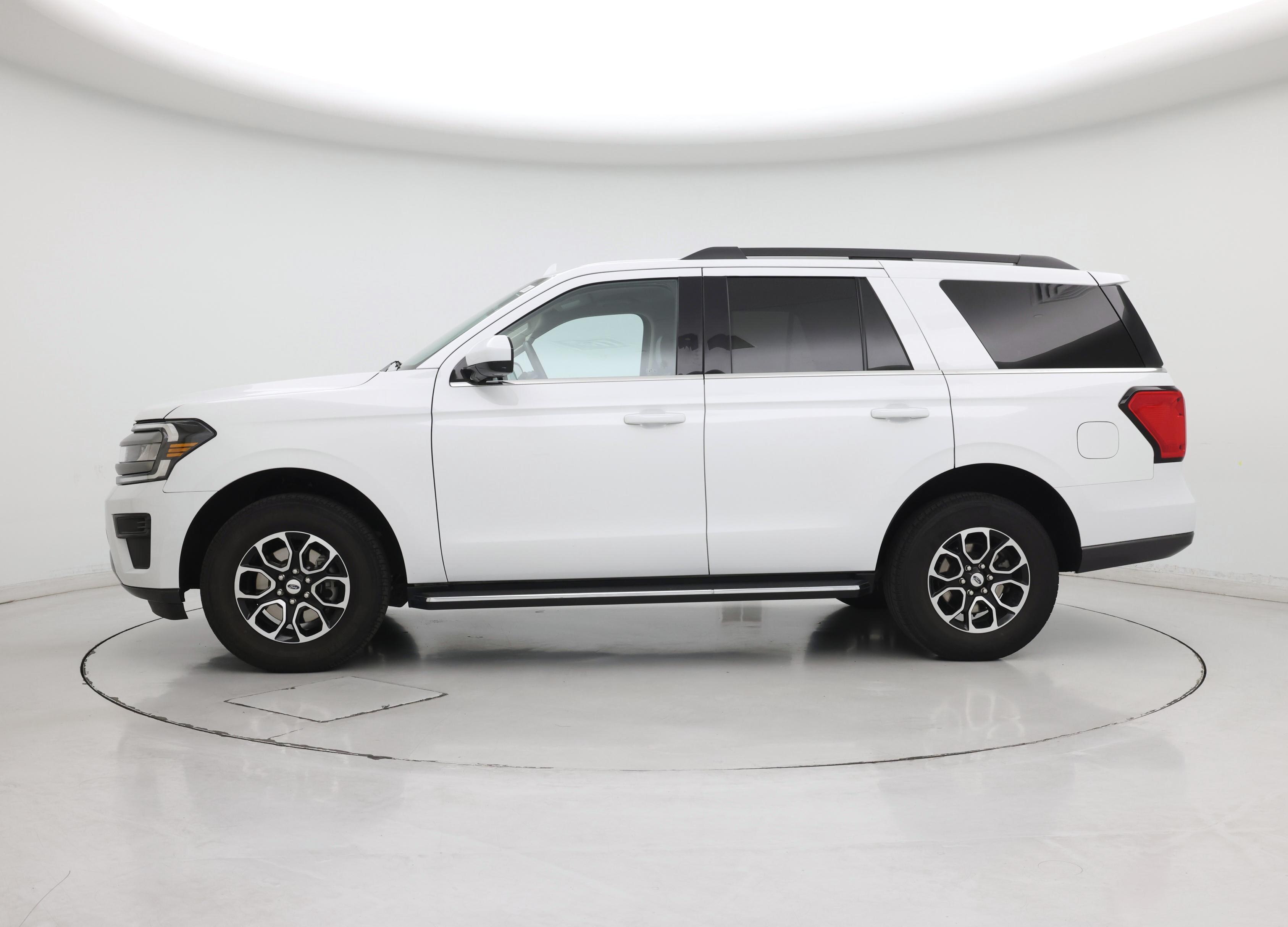 Thumbnail: 2023 Ford Expedition - 3