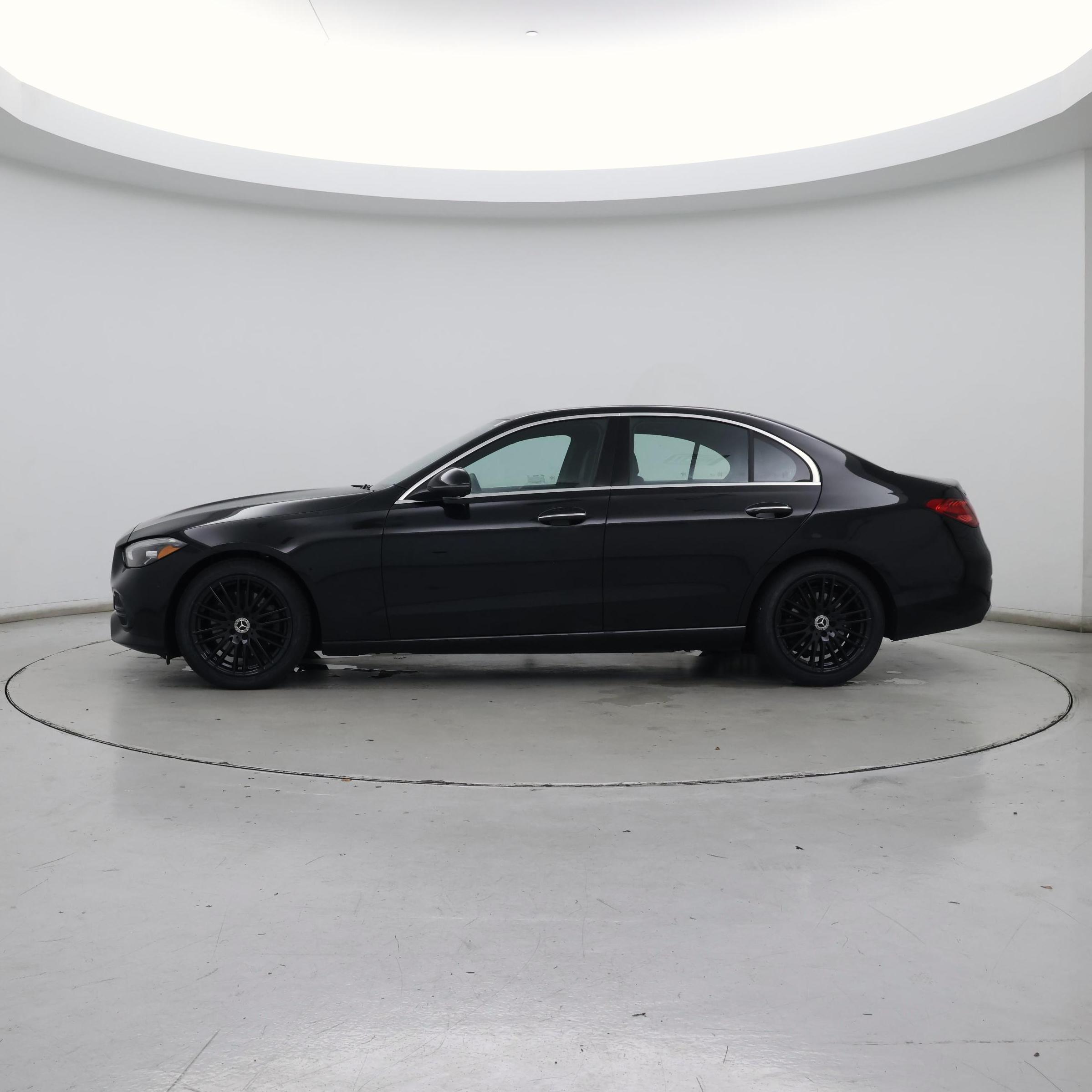 Thumbnail: 2024 Mercedes-Benz C-Class - 3