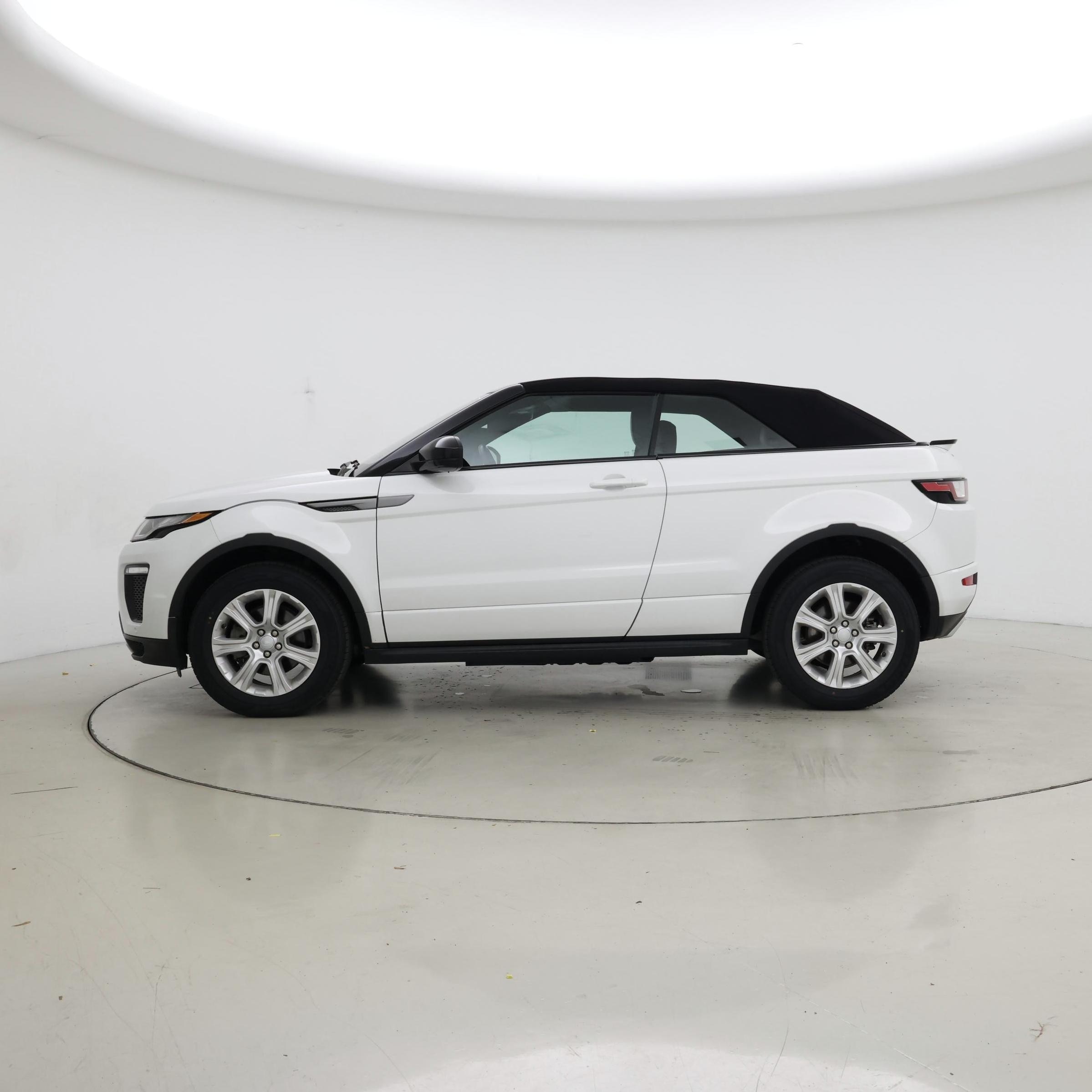 Thumbnail: 2019 Land Rover Range Rover Evoque - 3