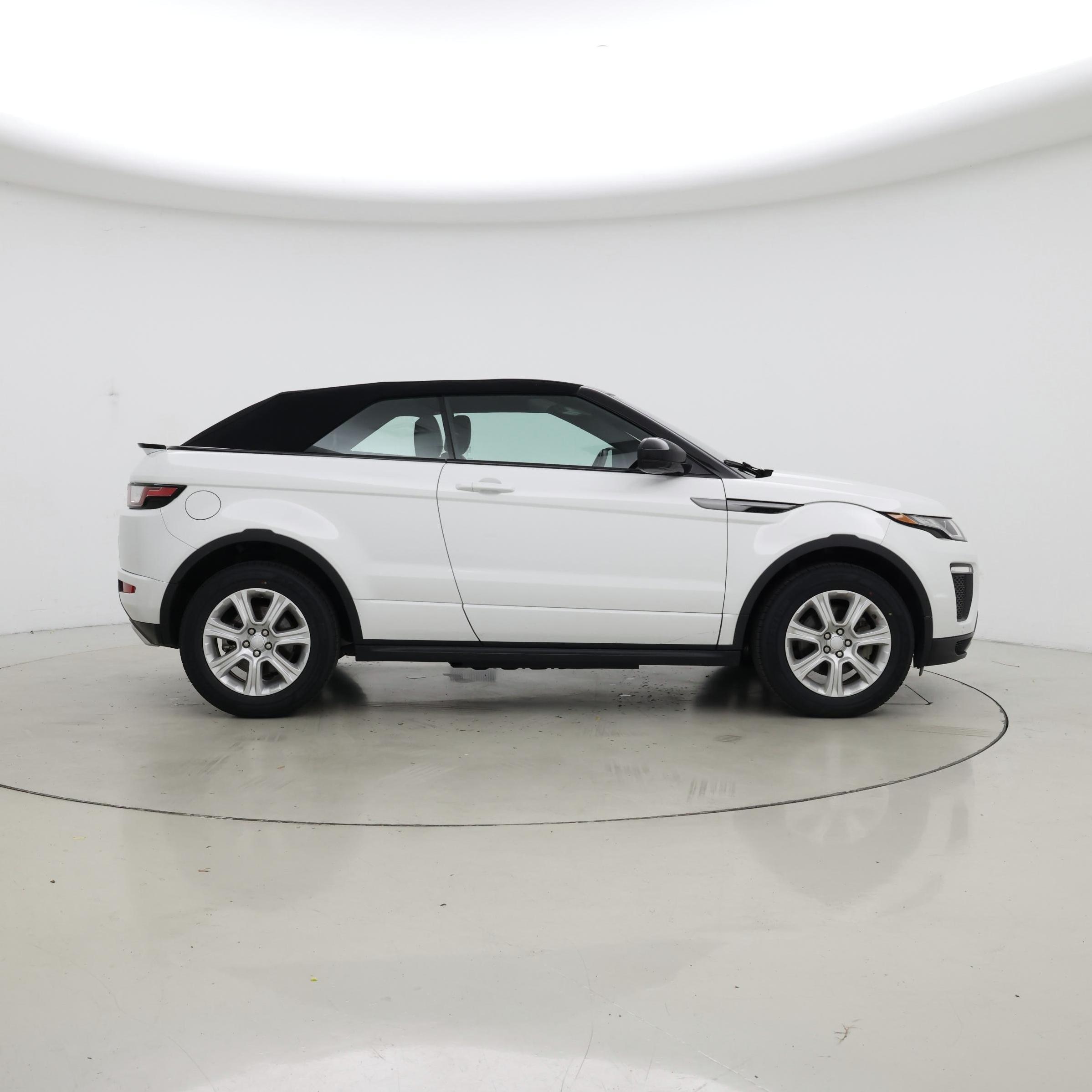 Thumbnail: 2019 Land Rover Range Rover Evoque - 7