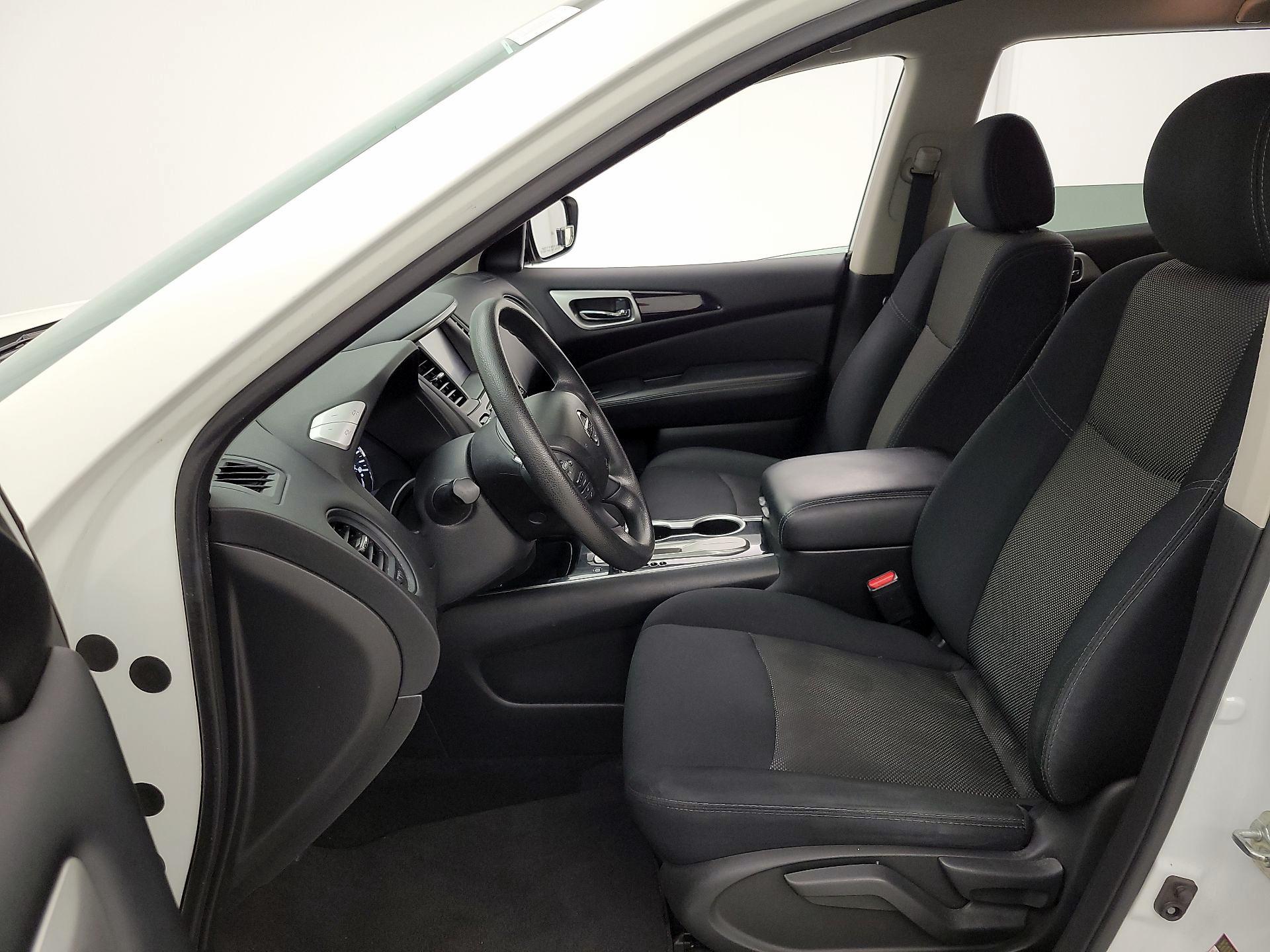 Thumbnail: 2019 Nissan Pathfinder - 11