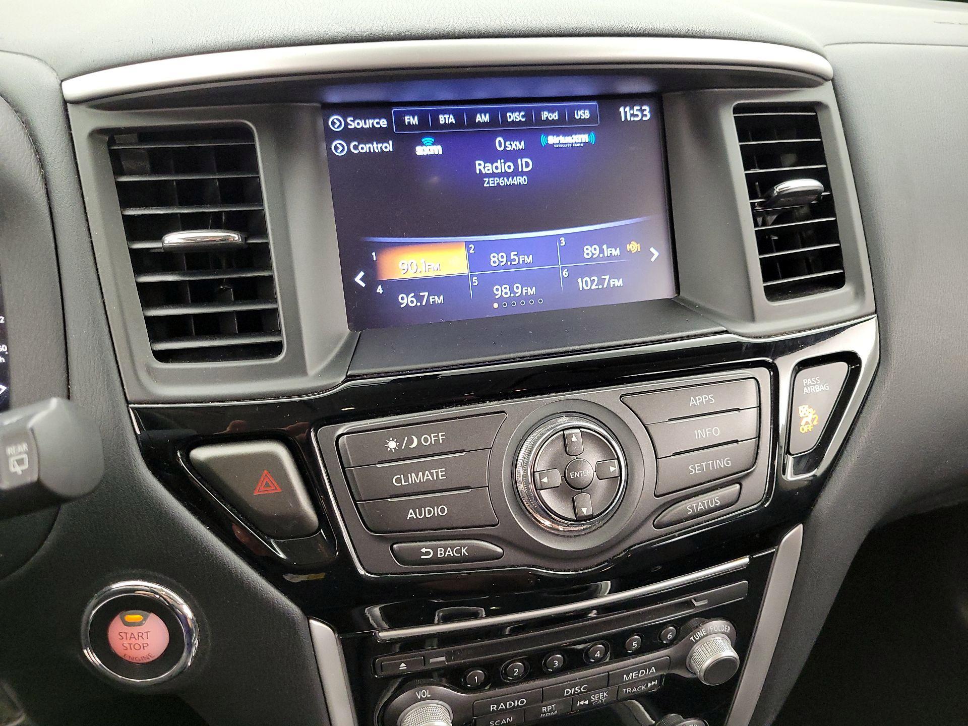 Thumbnail: 2019 Nissan Pathfinder - 15
