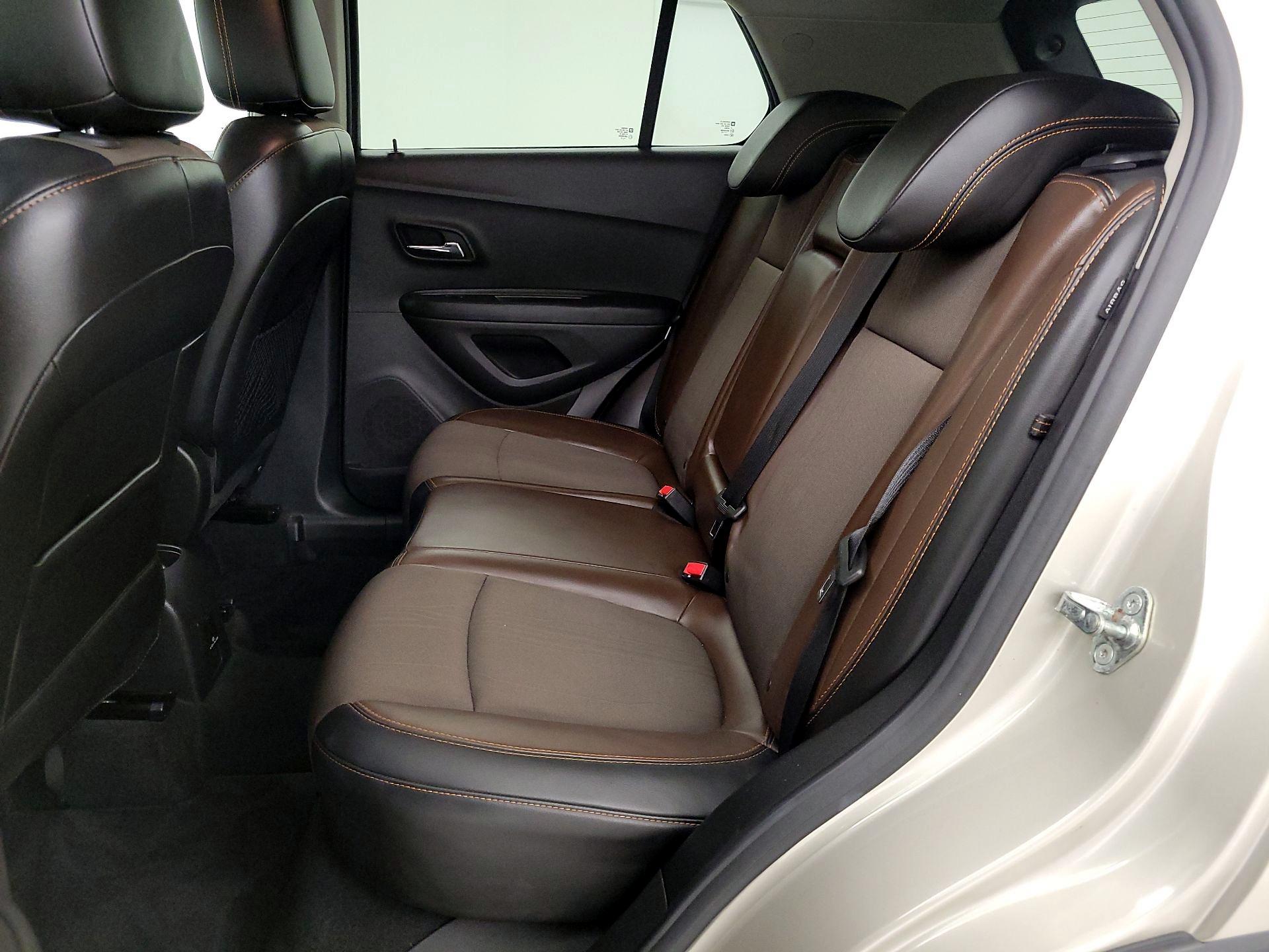 Thumbnail: 2016 Chevrolet Trax - 19