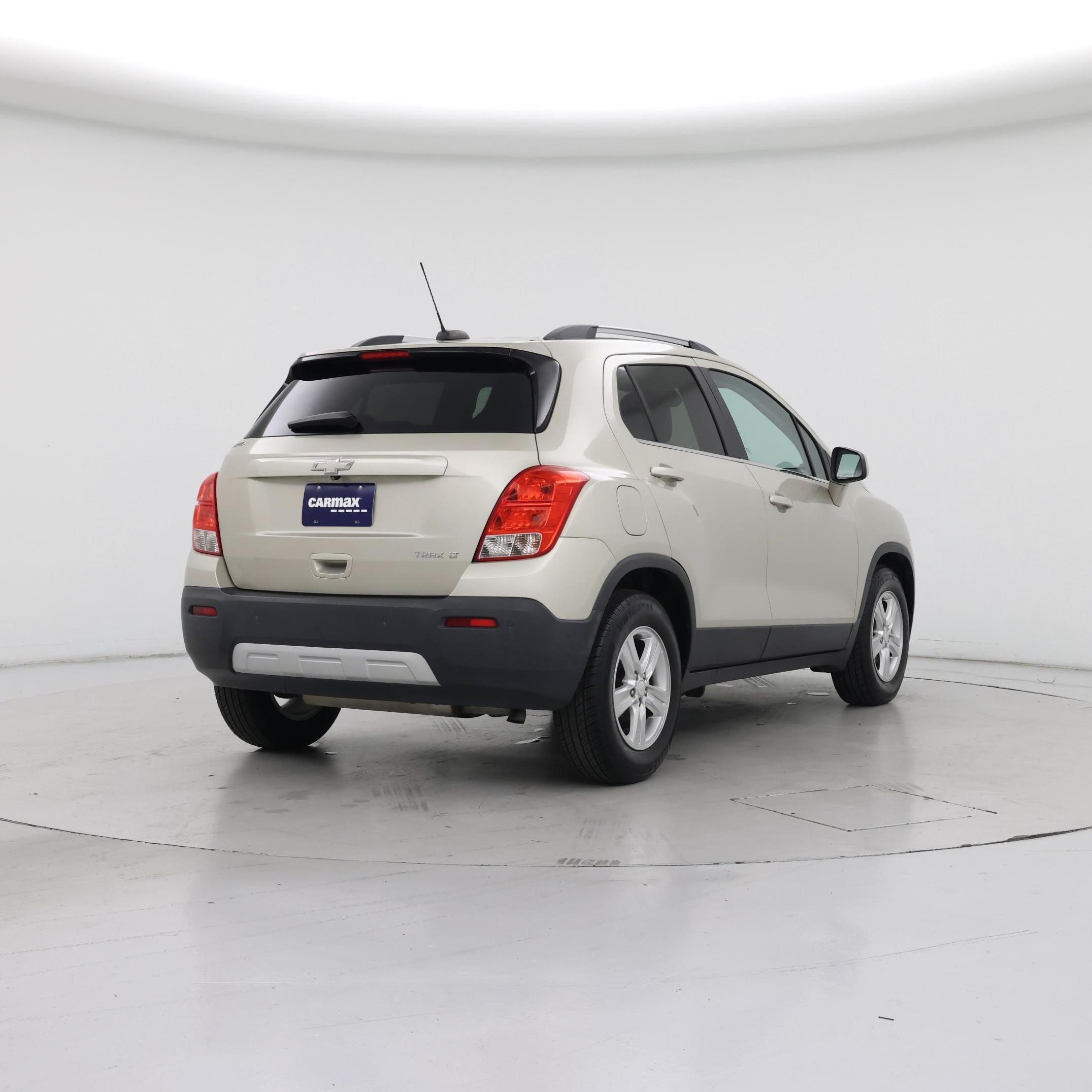 Thumbnail: 2016 Chevrolet Trax - 8