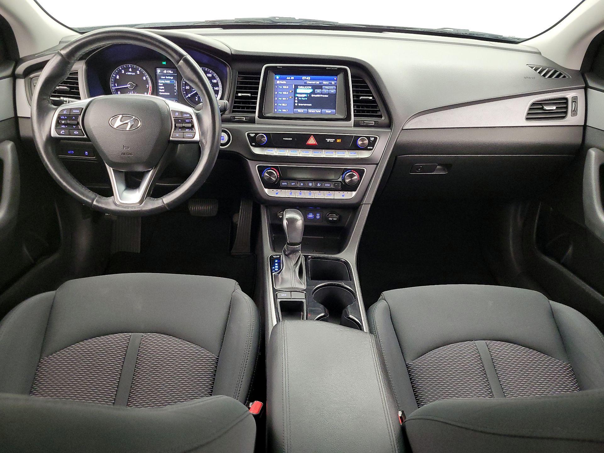 Thumbnail: 2019 Hyundai Sonata - 9
