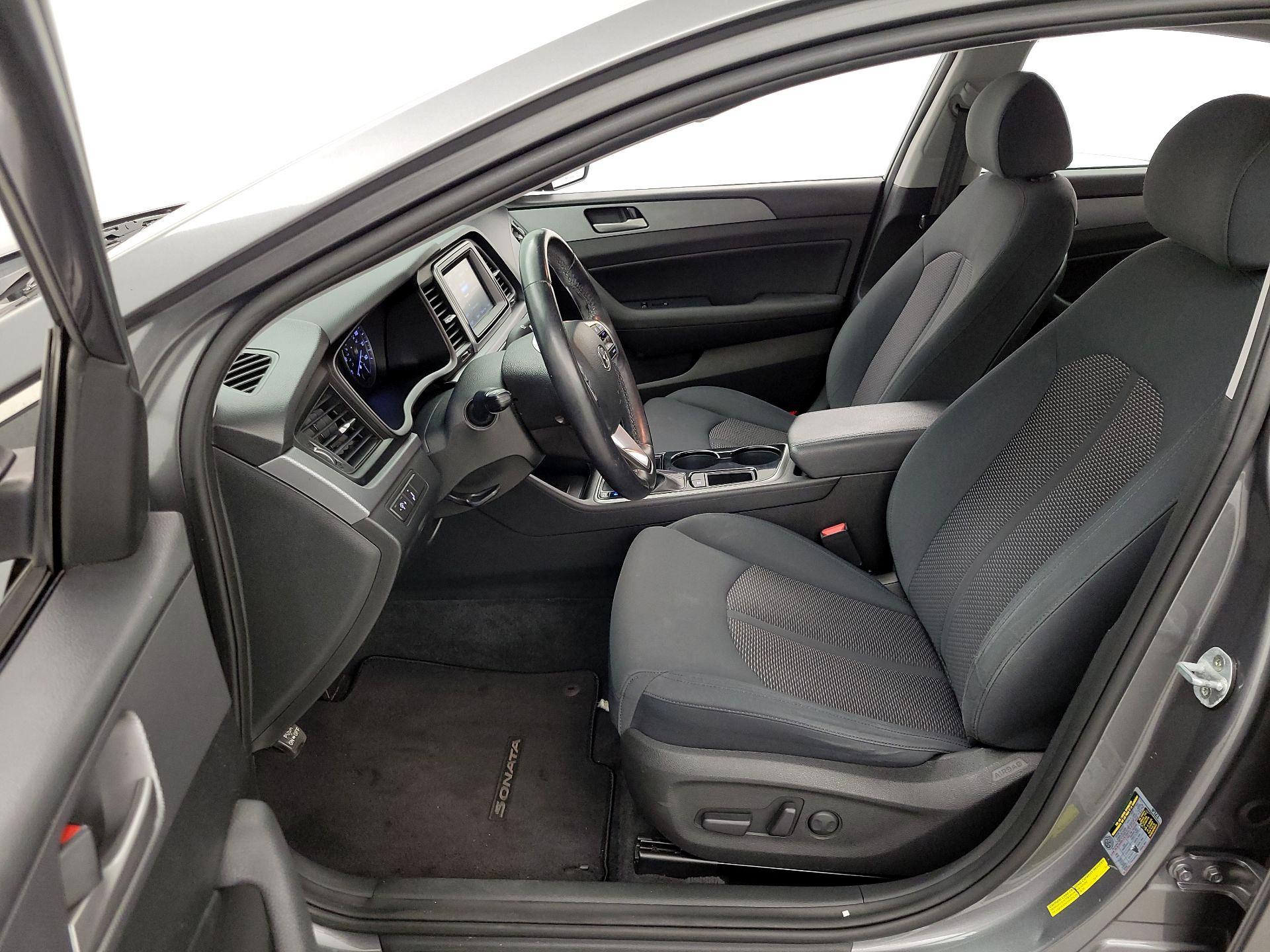 Thumbnail: 2019 Hyundai Sonata - 11