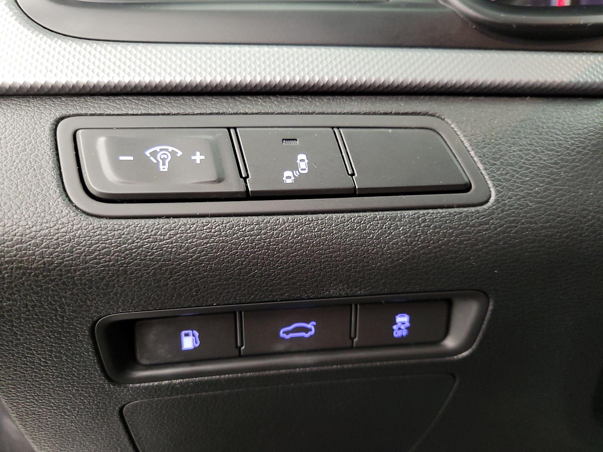 Thumbnail: 2019 Hyundai Sonata - 13
