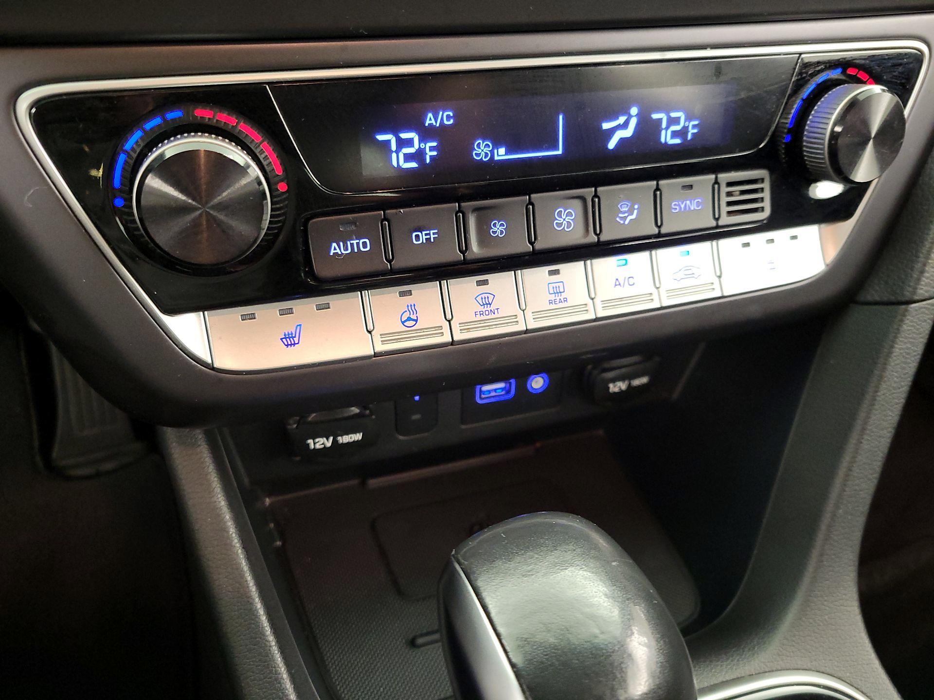 Thumbnail: 2019 Hyundai Sonata - 16