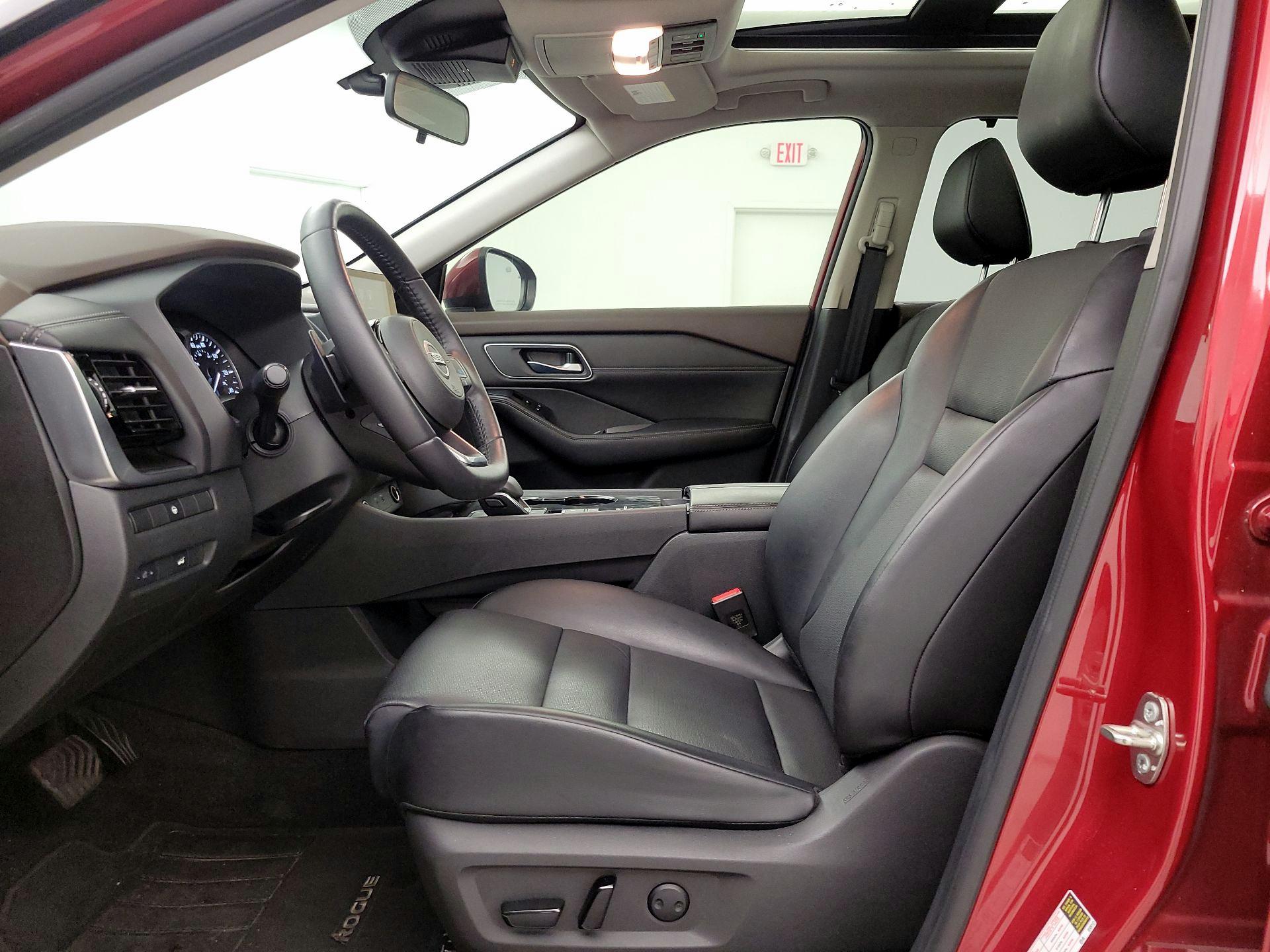 Thumbnail: 2021 Nissan Rogue - 11