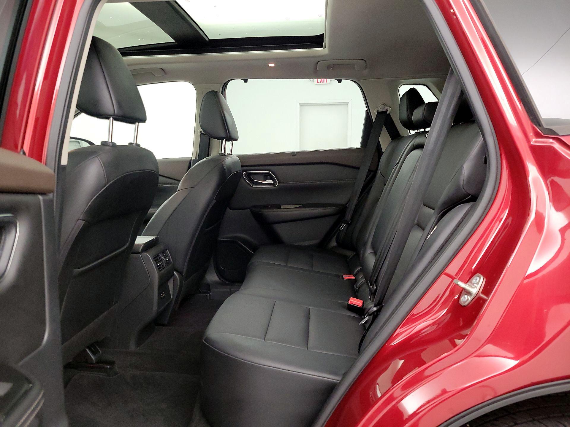 Thumbnail: 2021 Nissan Rogue - 20